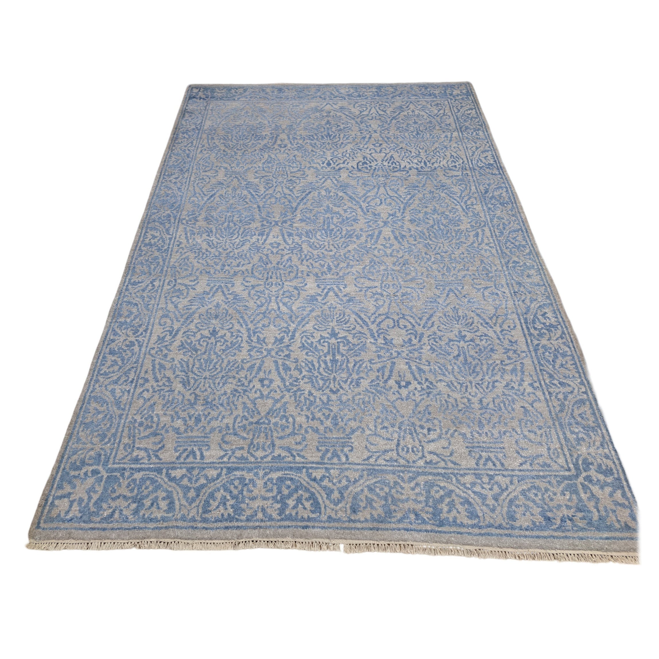 5.6x8 Ft Handgefertigter Vorleger. 100% Seide. Handgeknüpfter Teppich. Option "Benutzerdefinierte Größe im Angebot