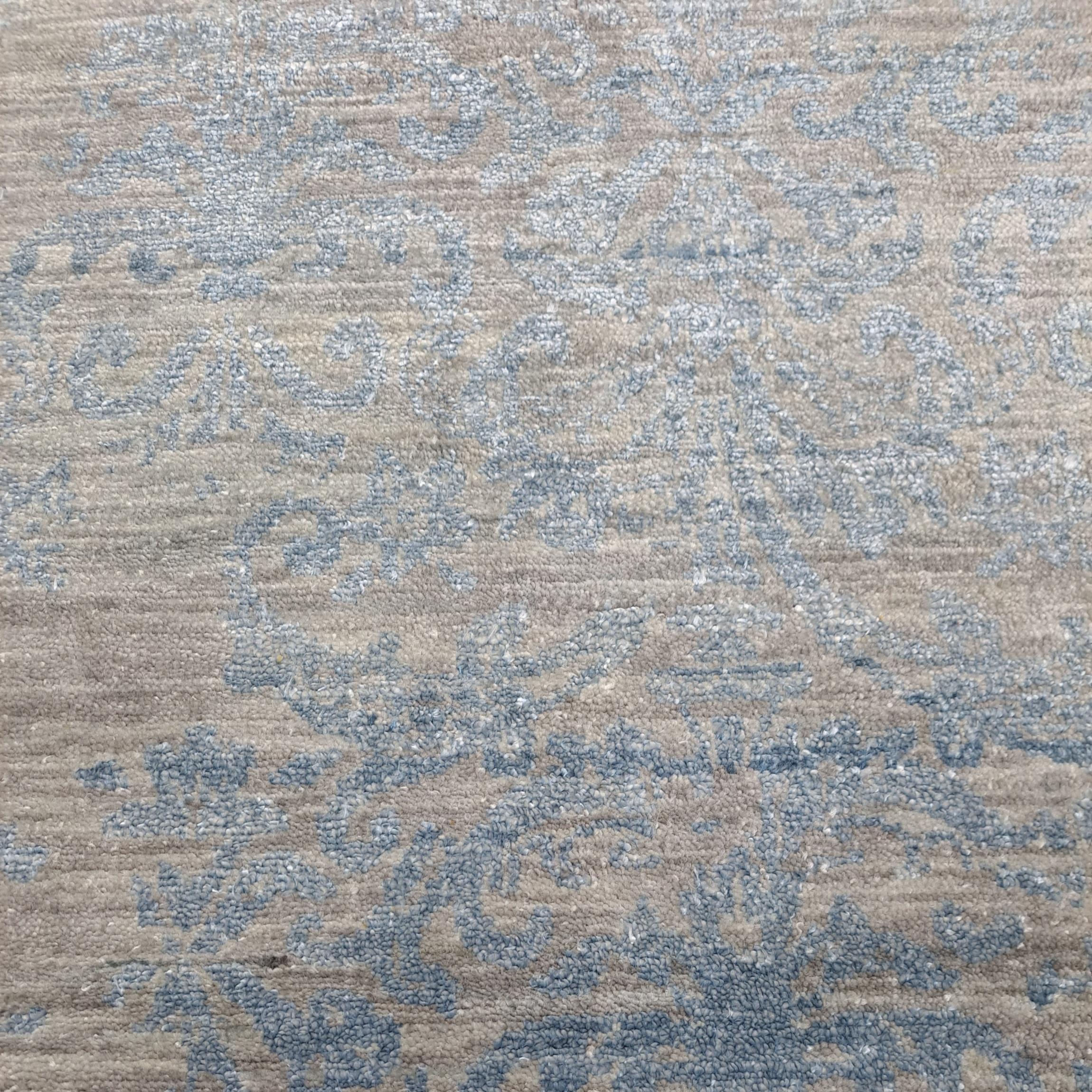 5.6x8 Ft Luxus handgeknüpfter Seidenteppich. 100% reine Seide Modern Design Teppich im Zustand „Neu“ im Angebot in Spring Valley, NY