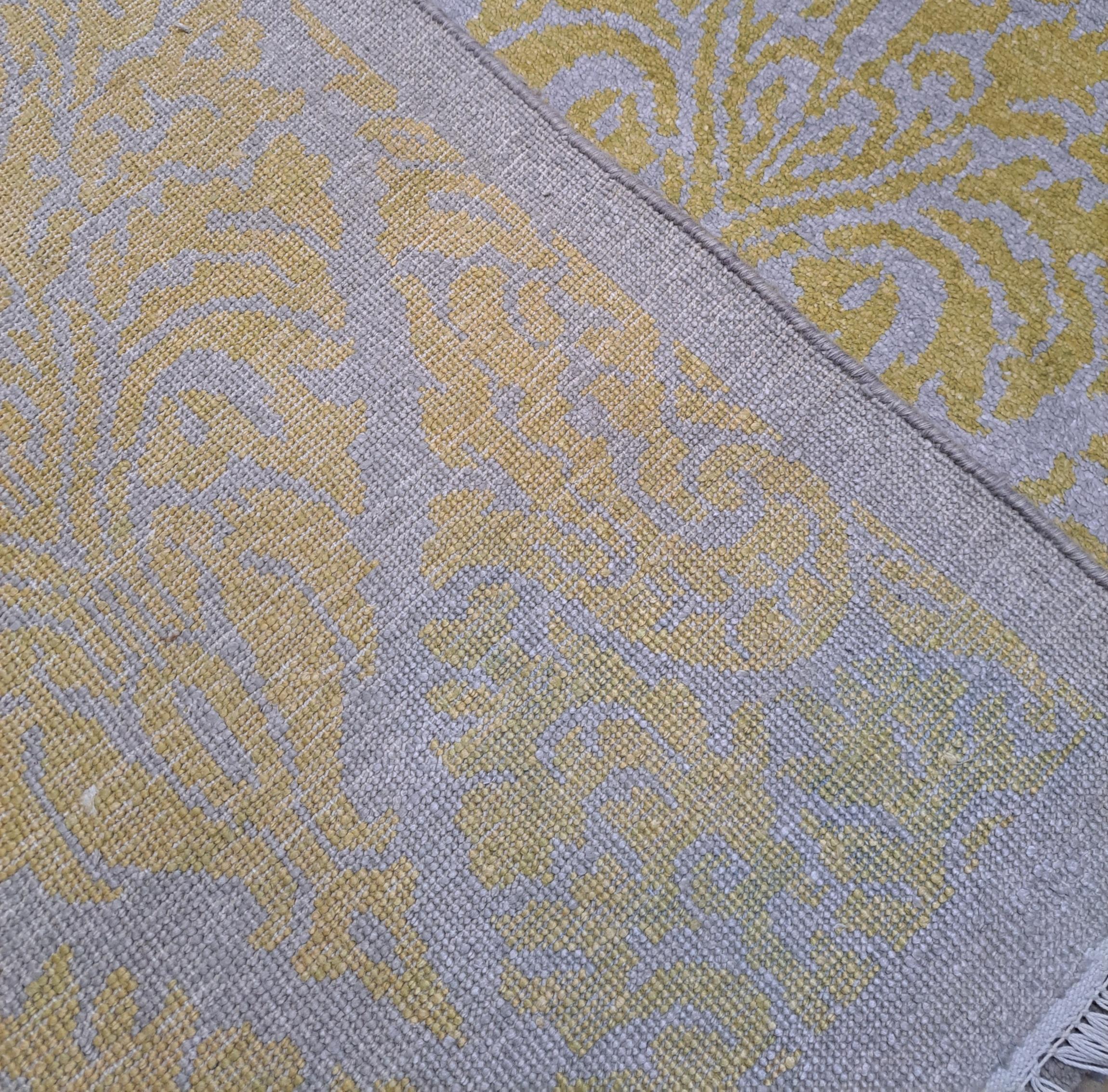 5.6x8 Ft Reiner Seidenteppich, handgefertigt. Handgeknüpfter Teppich für modernes Wohnzimmer im Angebot 4