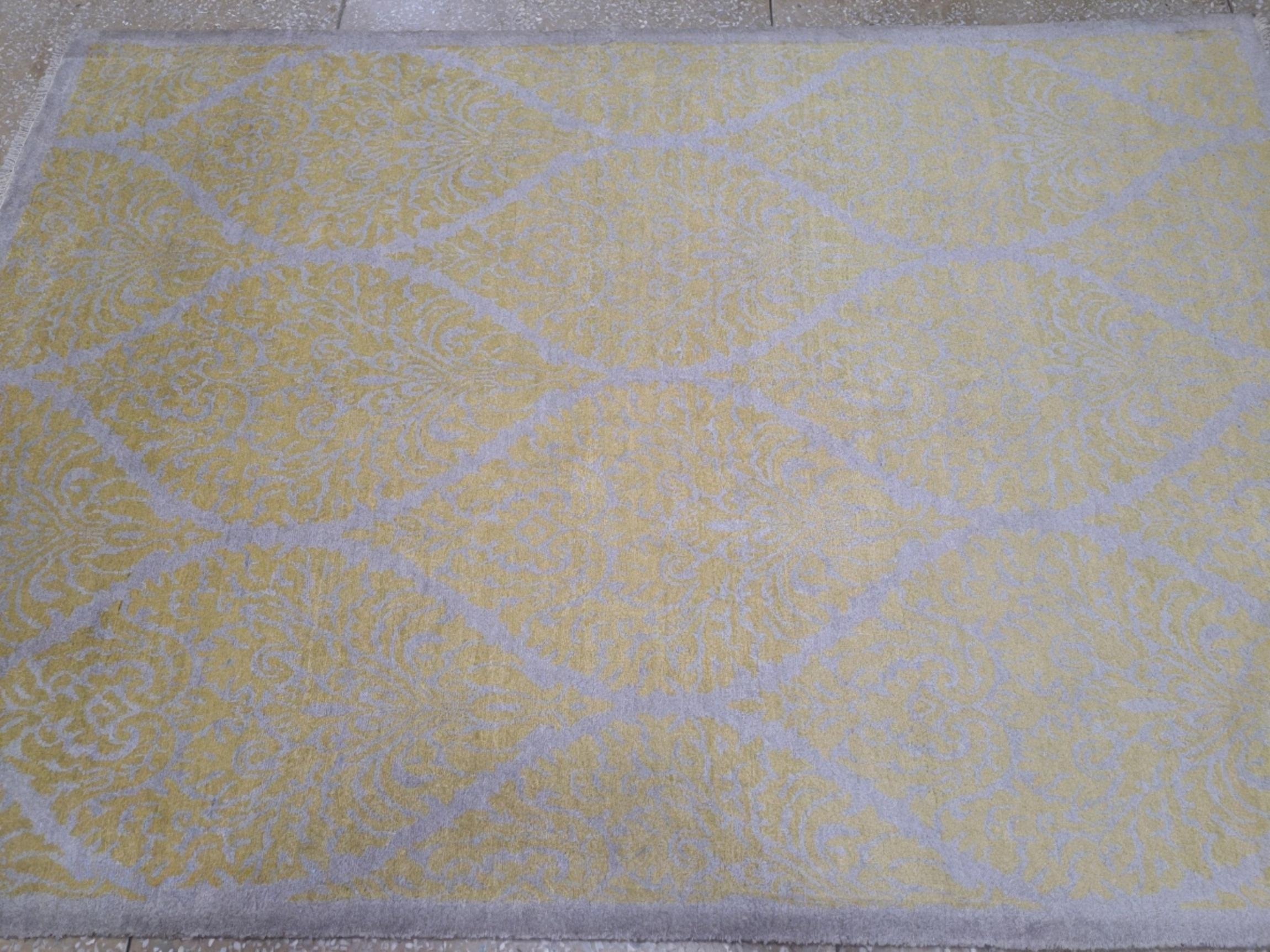 5.6x8 Ft Reiner Seidenteppich, handgefertigt. Handgeknüpfter Teppich für modernes Wohnzimmer (Moderne) im Angebot