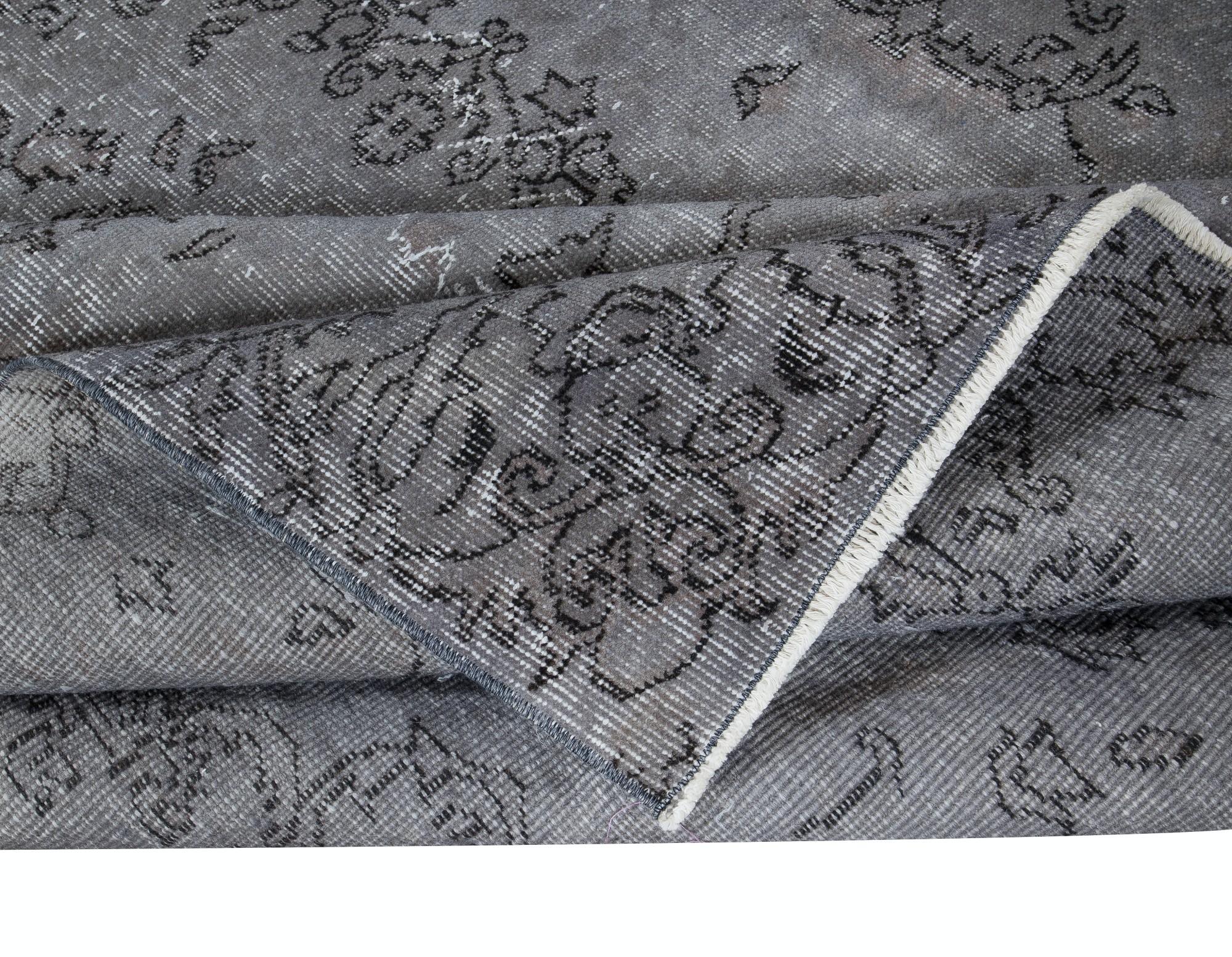 Moderne 5.6x8.3 Ft Gray Handmade Turkish Rug for Living Room, Dining Room & Kids Room (tapis turc fait main gris pour le salon, la salle à manger et les chambres d'enfants) en vente