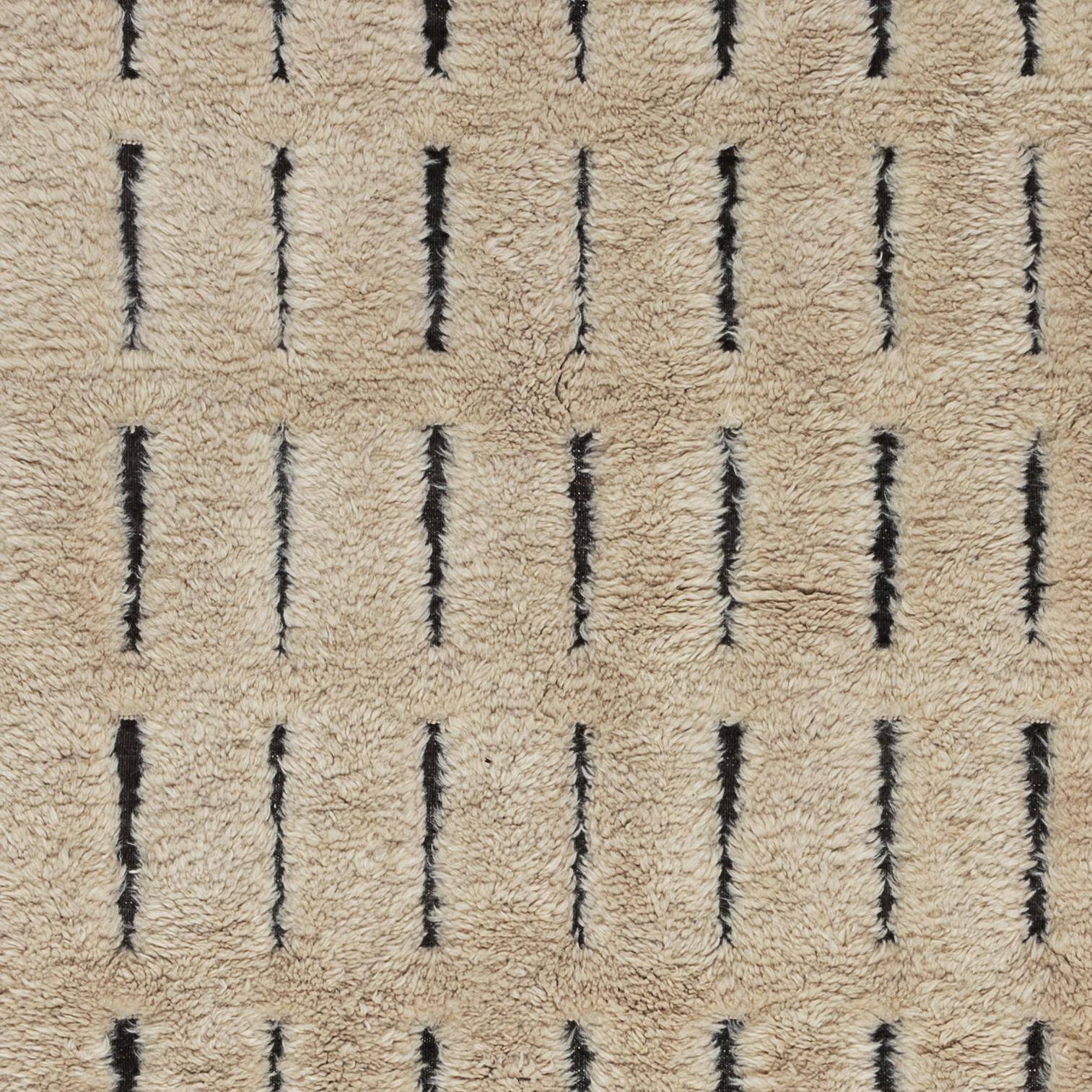 Contemporary 5.6x8.3 Ft Handmade High and Low Pile Tulu Rug. Modern Turkish Shaggy Carpet For Sale