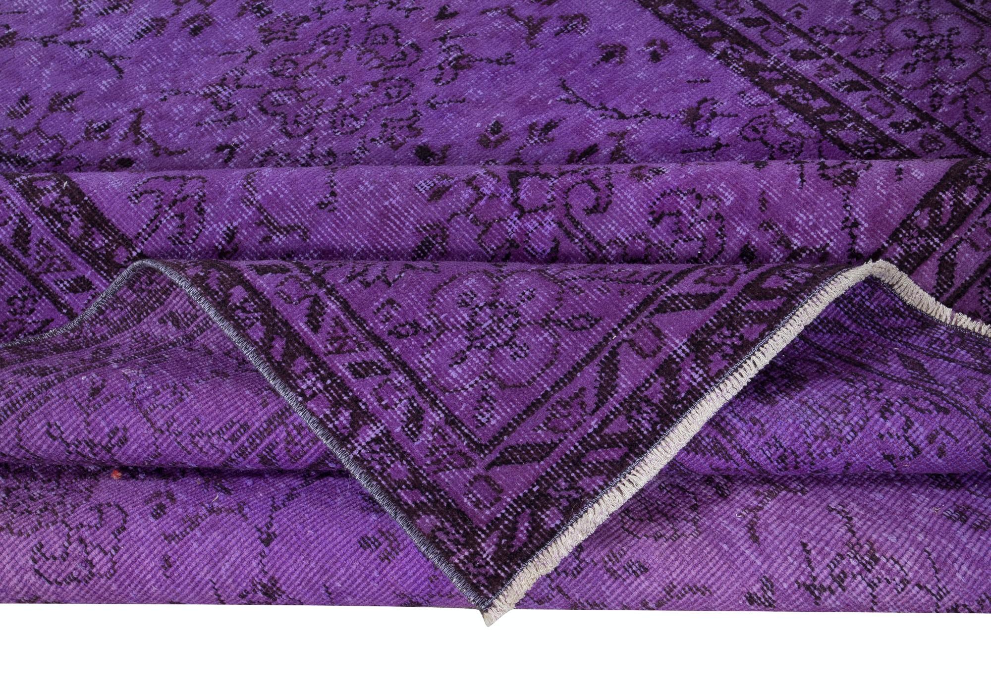 Hand-Knotted 5.6x8.6 Ft Modern Hand Knotted Violet Purple Area Rug from Isparta, Turkey For Sale