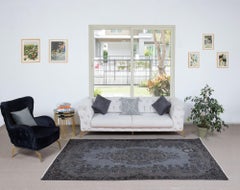 5.6x8.8 Ft Contemporary Handmade Gray Indoor Outdoor Rug with Medallion Design