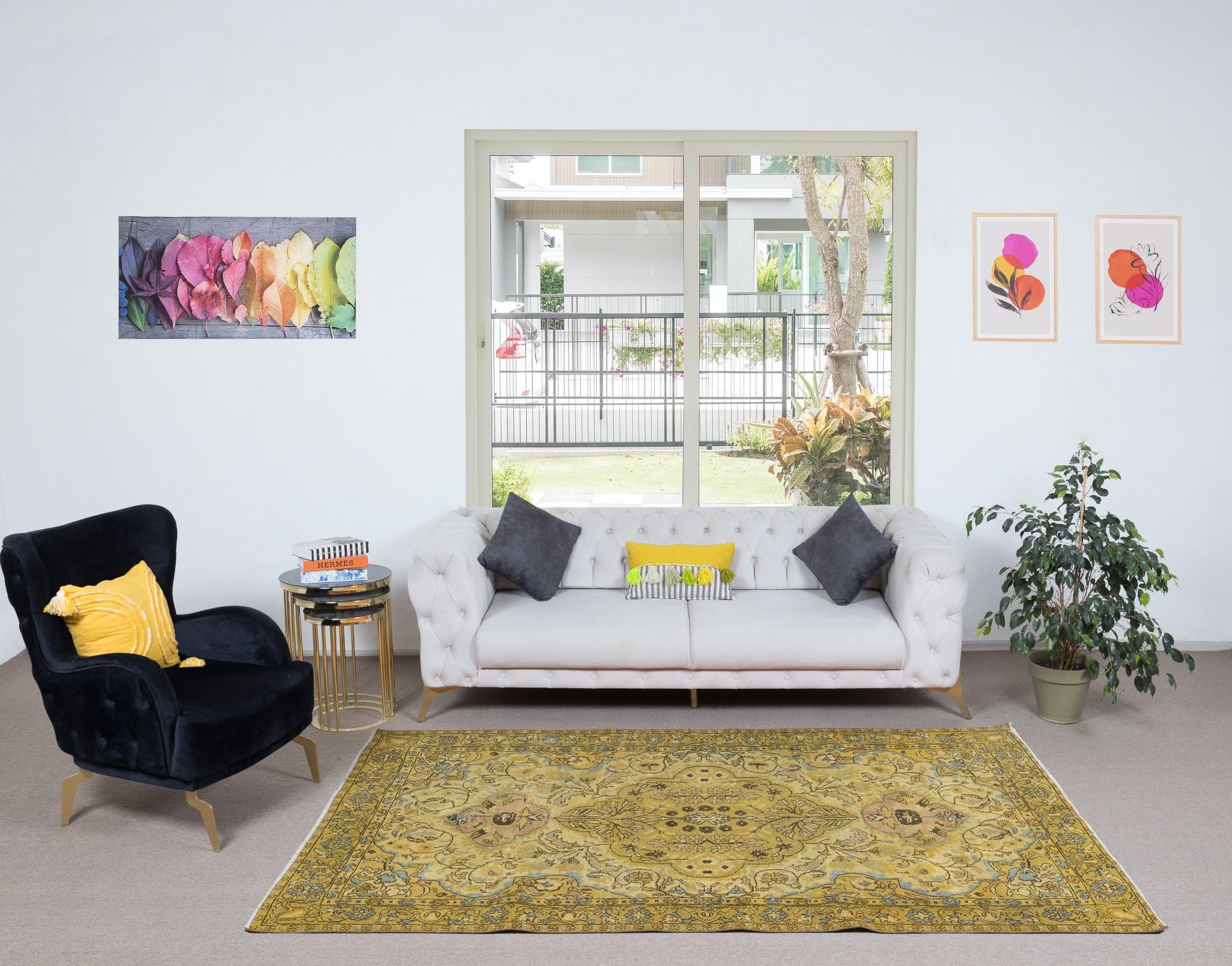 5.6x8.8 Ft Exquisiter gelber türkischer Teppich, moderner, geblümter, handgefertigter Teppich (Handgeknüpft) im Angebot