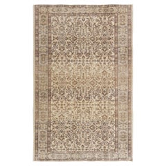 5.6x8.8 Ft handgefertigter türkischer Oushak-Teppich mit Blumenmuster aus der Mitte des Jahrhunderts