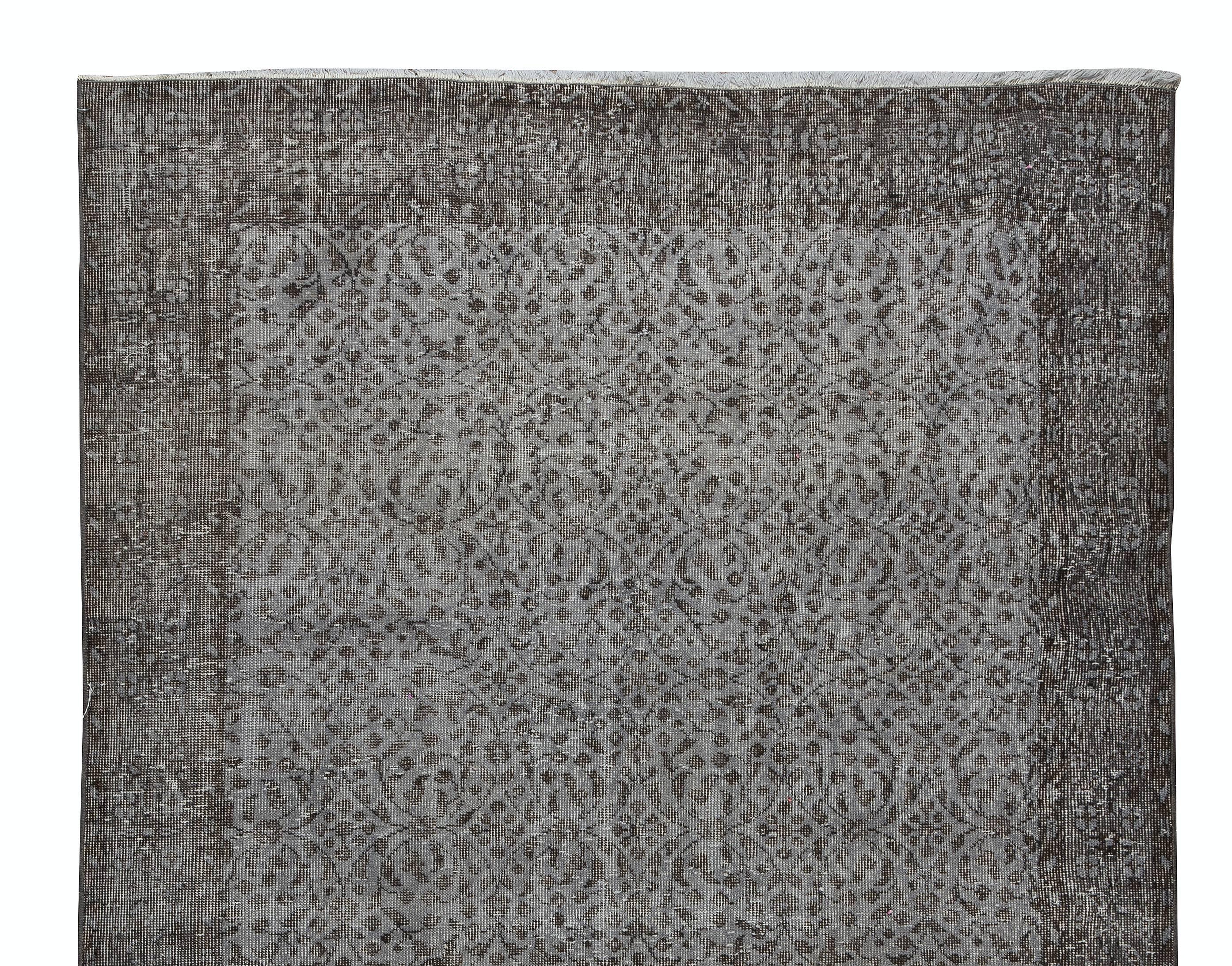 Alfombra Turca Contemporánea 5,6x8,9 Pies Teñida de Gris, Alfombra Turca Vintage de Lana Turco en venta