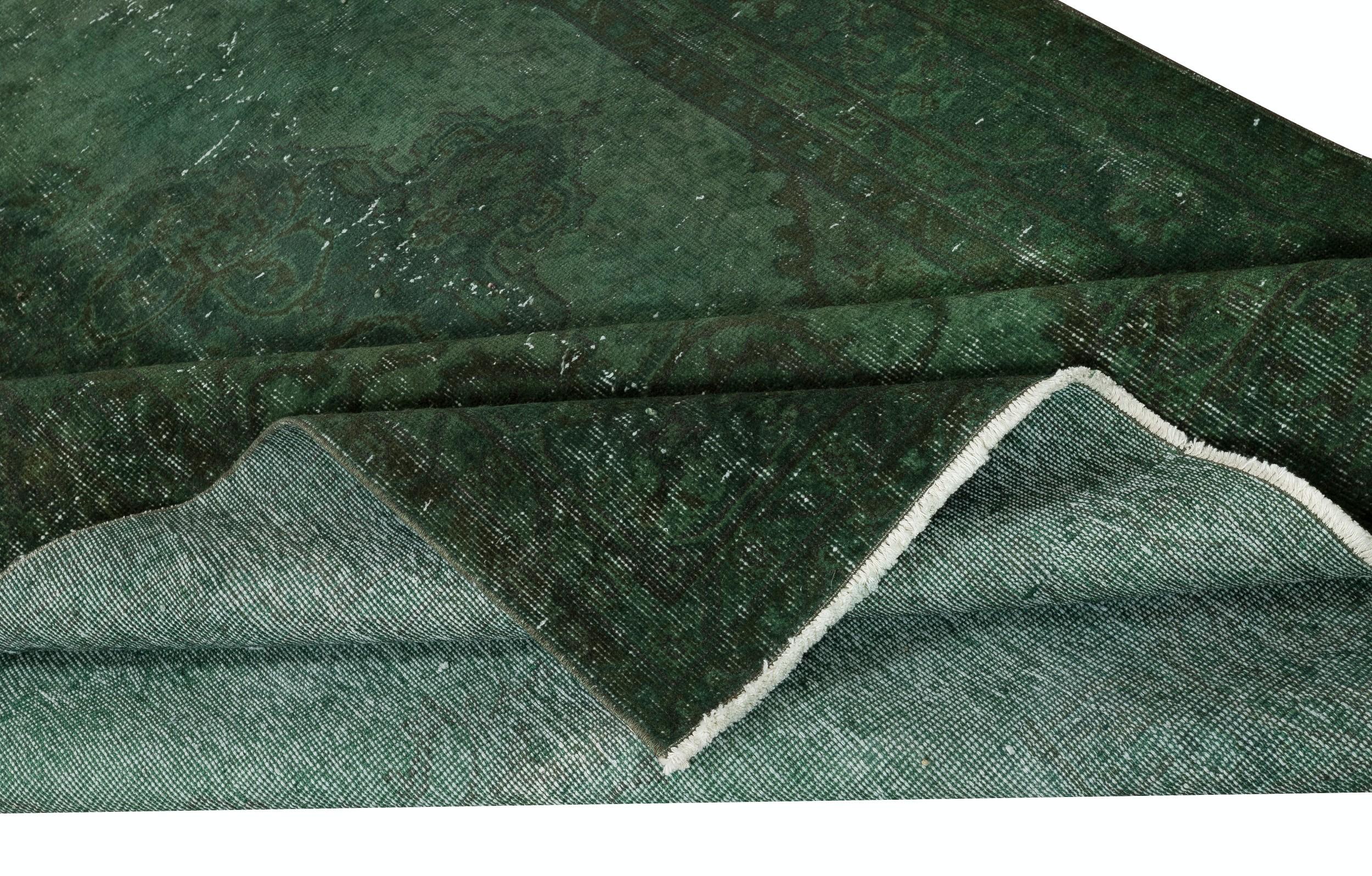 5.6x9 Ft Moderner Teppich in Dunkelgrün, handgewebt und handgeknüpft in der Türkei (Türkisch) im Angebot