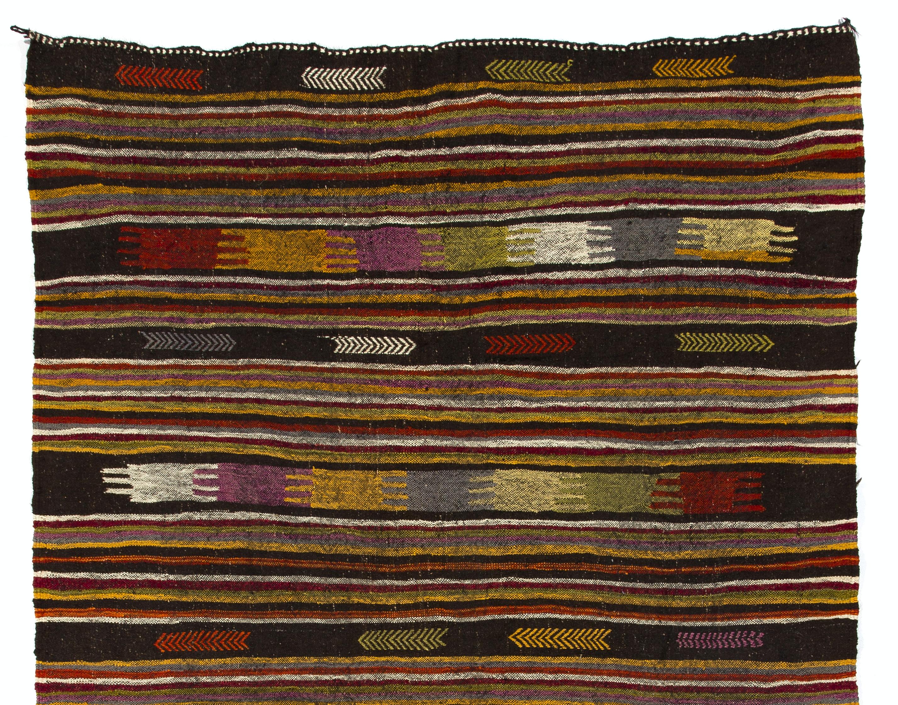 Turkish 5.8x9 Ft Vintage Hand-Woven Central Anatolian Kilim Rug with Striped Design For Sale