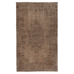 Tappeto turco vintage fatto a mano 5.6x9.2 Ft sovratinto in marrone per interni moderni