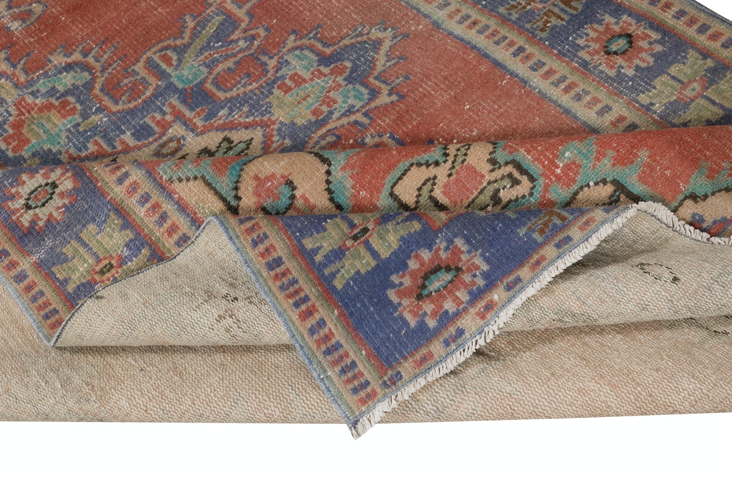 Rustic 5.6x9.2 Ft Traditional Unique Vintage Handmade Turkish Wool Area Rug For Sale