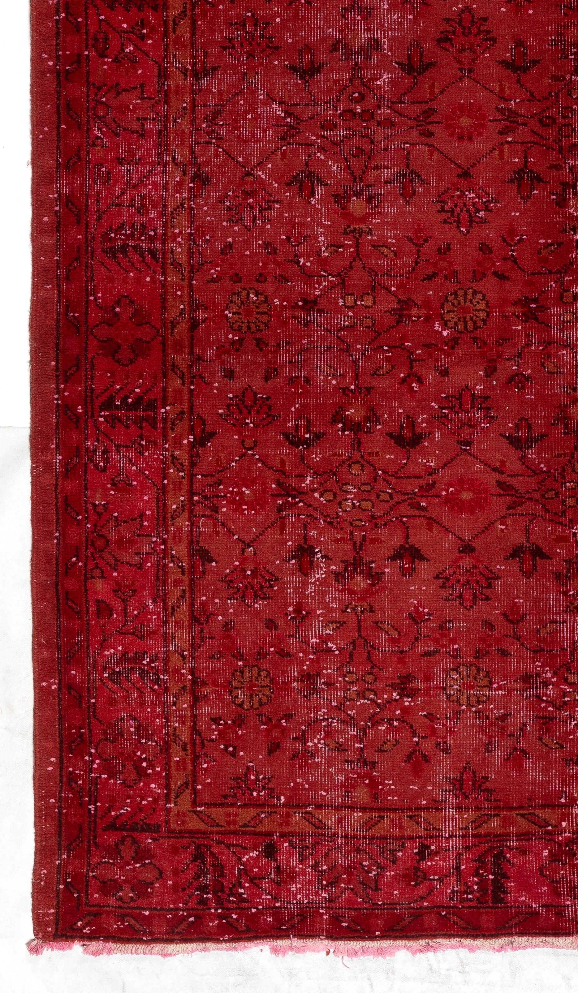 Hand-Knotted 5.6x9.2 Ft Modern Home Decor Handmade Anatolian Rug in Red with Floral Design For Sale