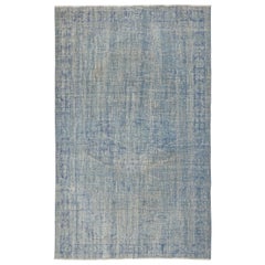 Tappeto turco vintage 5.6x9.2 Ft sovratinto in blu per interni moderni