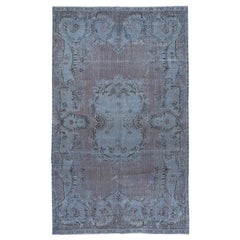 Tappeto vintage turco 5.6x9.4 Ft tinto in blu per interni moderni