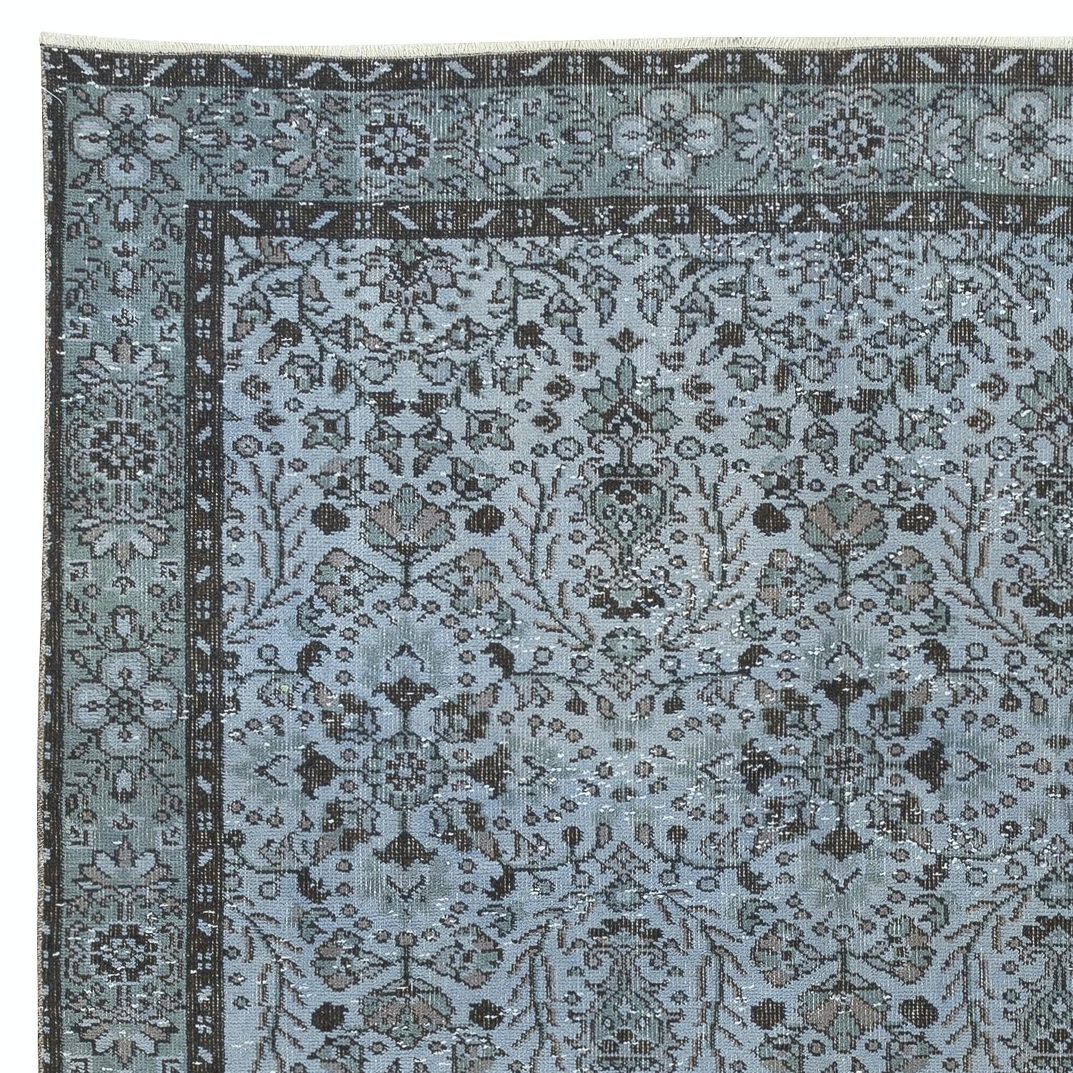 5.6x9.6 Ft zeitgenössische handgefertigte blaue Farbe türkischen Bereich Teppich mit floralen Design (Türkisch) im Angebot