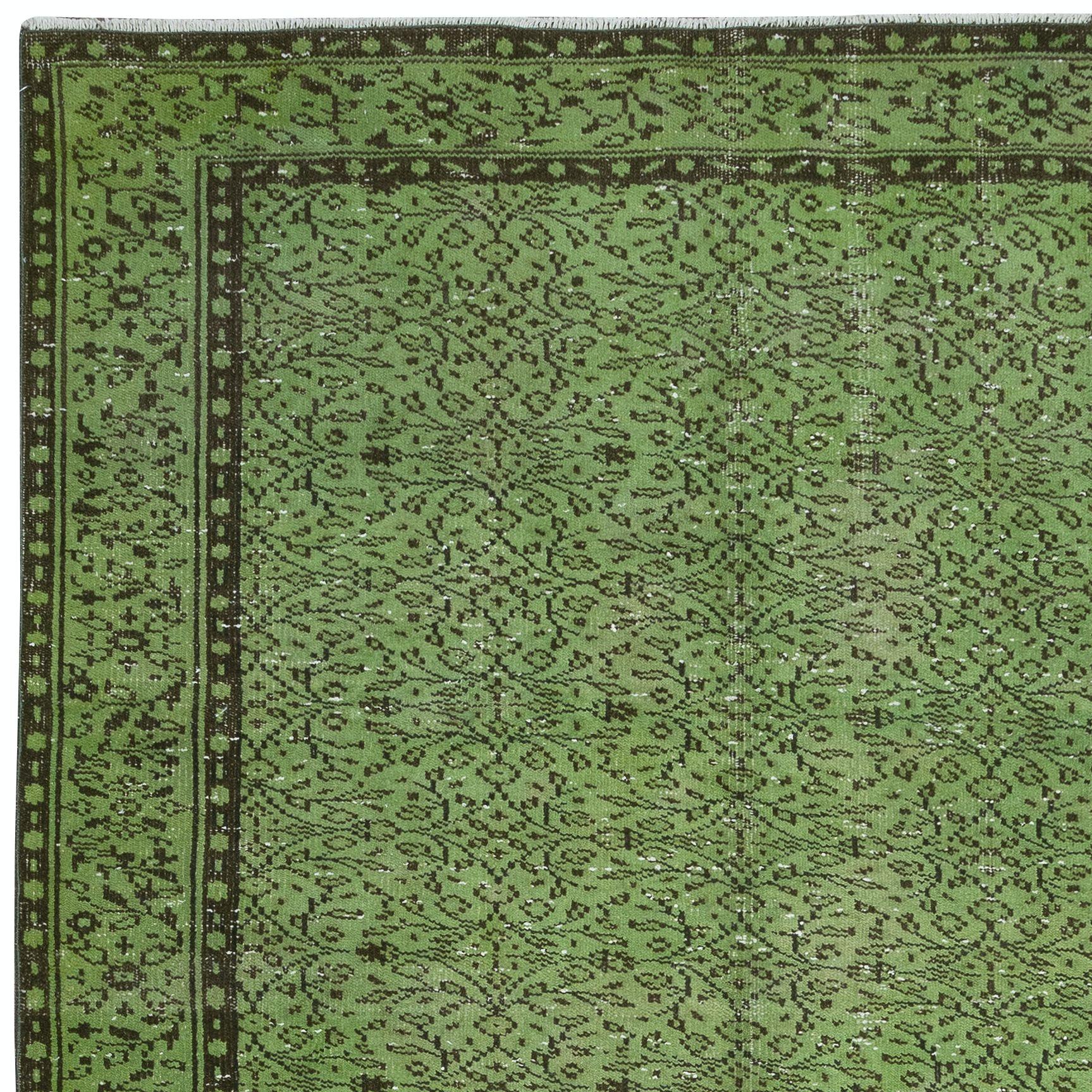 Hand-Knotted 5.6x9.6 Ft Handmade Turkish Area Rug in Green, Contemporary Floral Carpet For Sale