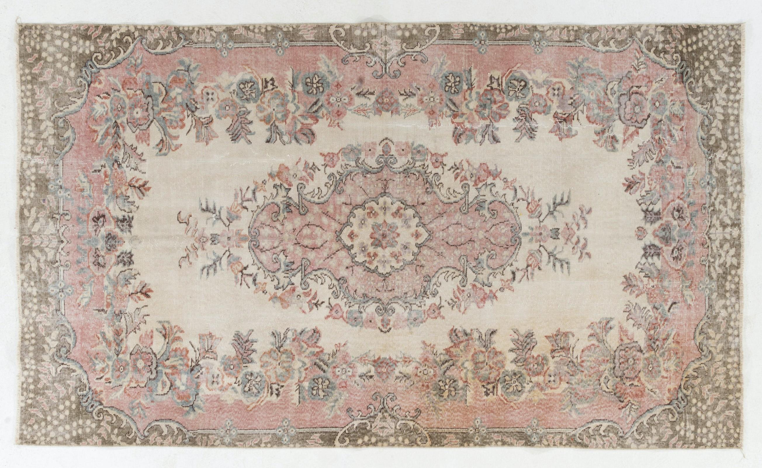 20th Century 5.6x9.6 ft Handmade Vintage Turkish Oushak Area Rug with Floral Medallion Design For Sale