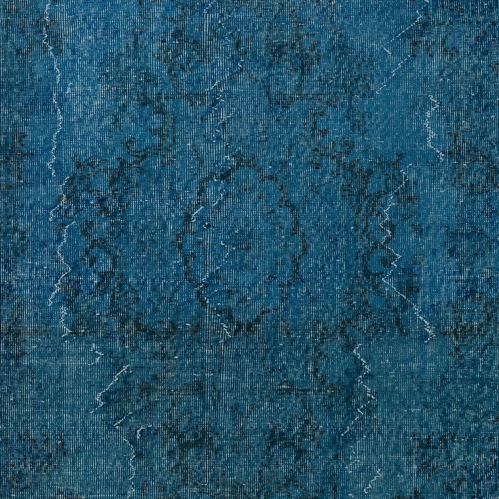 5.6x9.6 Ft Türkischer Vintage-Teppich in Blau, rot lackiert, für moderne Inneneinrichtungen im Zustand „Gut“ im Angebot in Spring Valley, NY