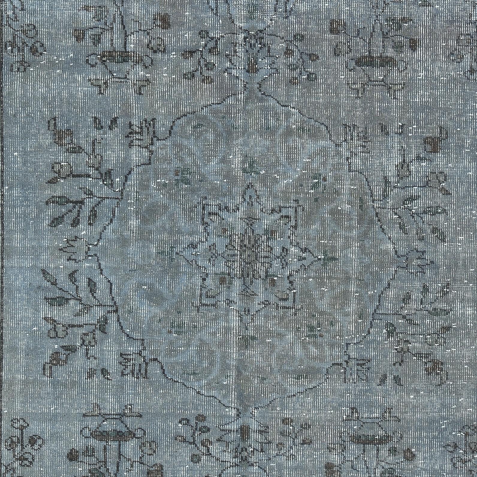 Noué à la main 5.6x9.7 Ft Blue Area Rug for Contemporary Interiors, Handmade in Turkey (Tapis de sol bleu pour intérieurs contemporains, fait à la main en Turquie) en vente
