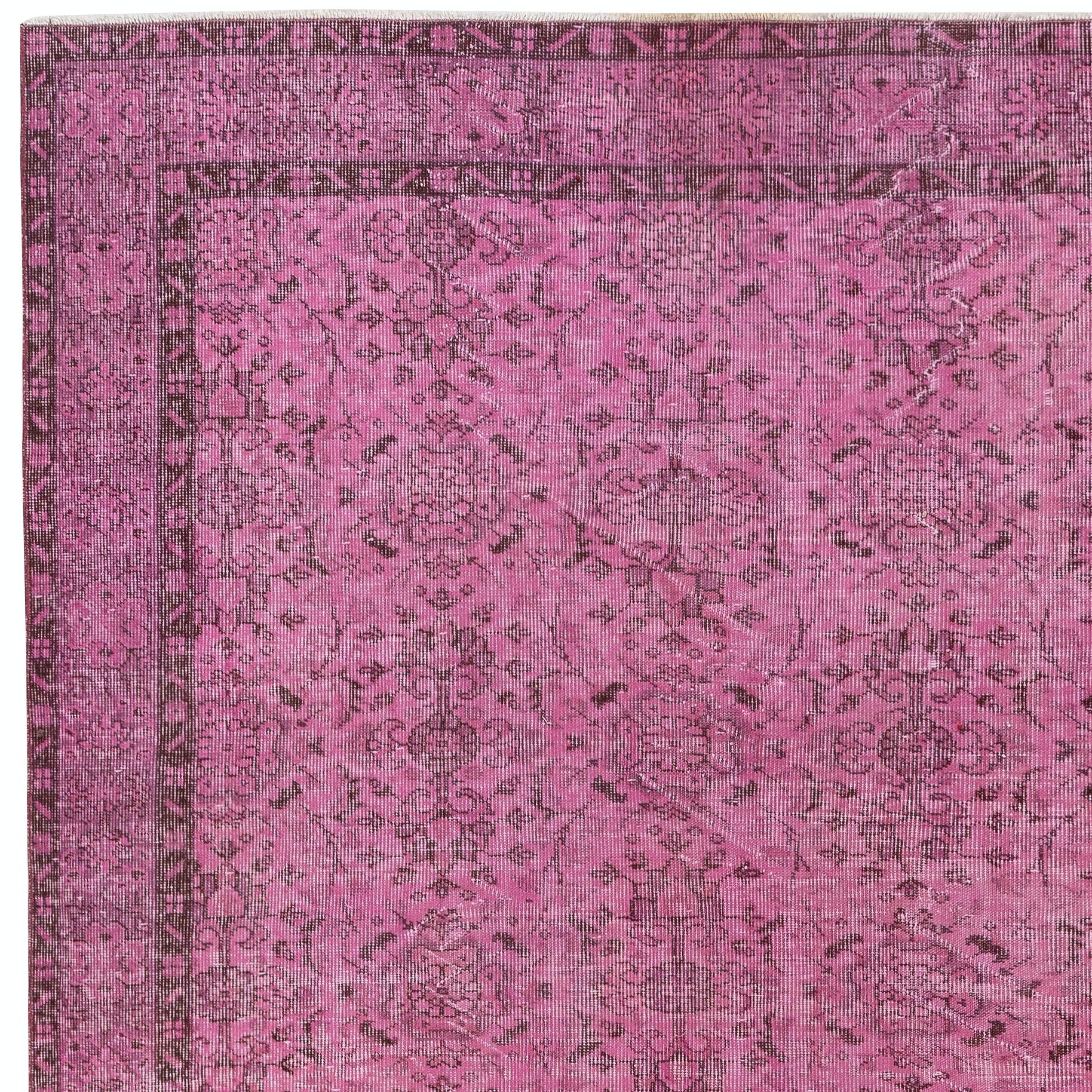 5.6x9.7 Ft Modern Rosa Türkisch Teppich. Vintage Handmade Wool Area Rug im Zustand „Gut“ im Angebot in Spring Valley, NY