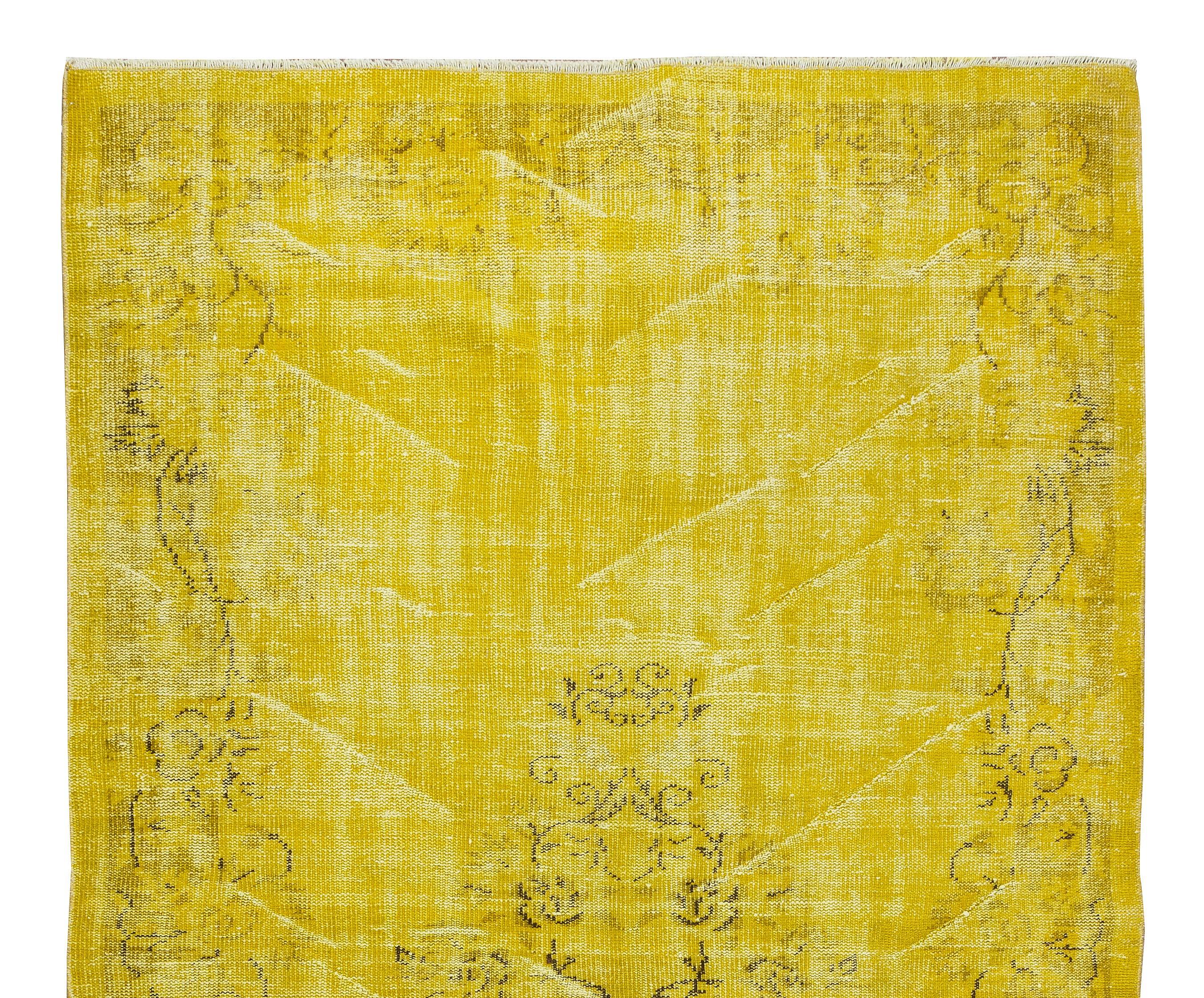 5.6x9.7 Ft Yellow Overdyed Rug for Modern Home & Office, Turkish Handmade Carpet In Good Condition For Sale In Spring Valley, NY