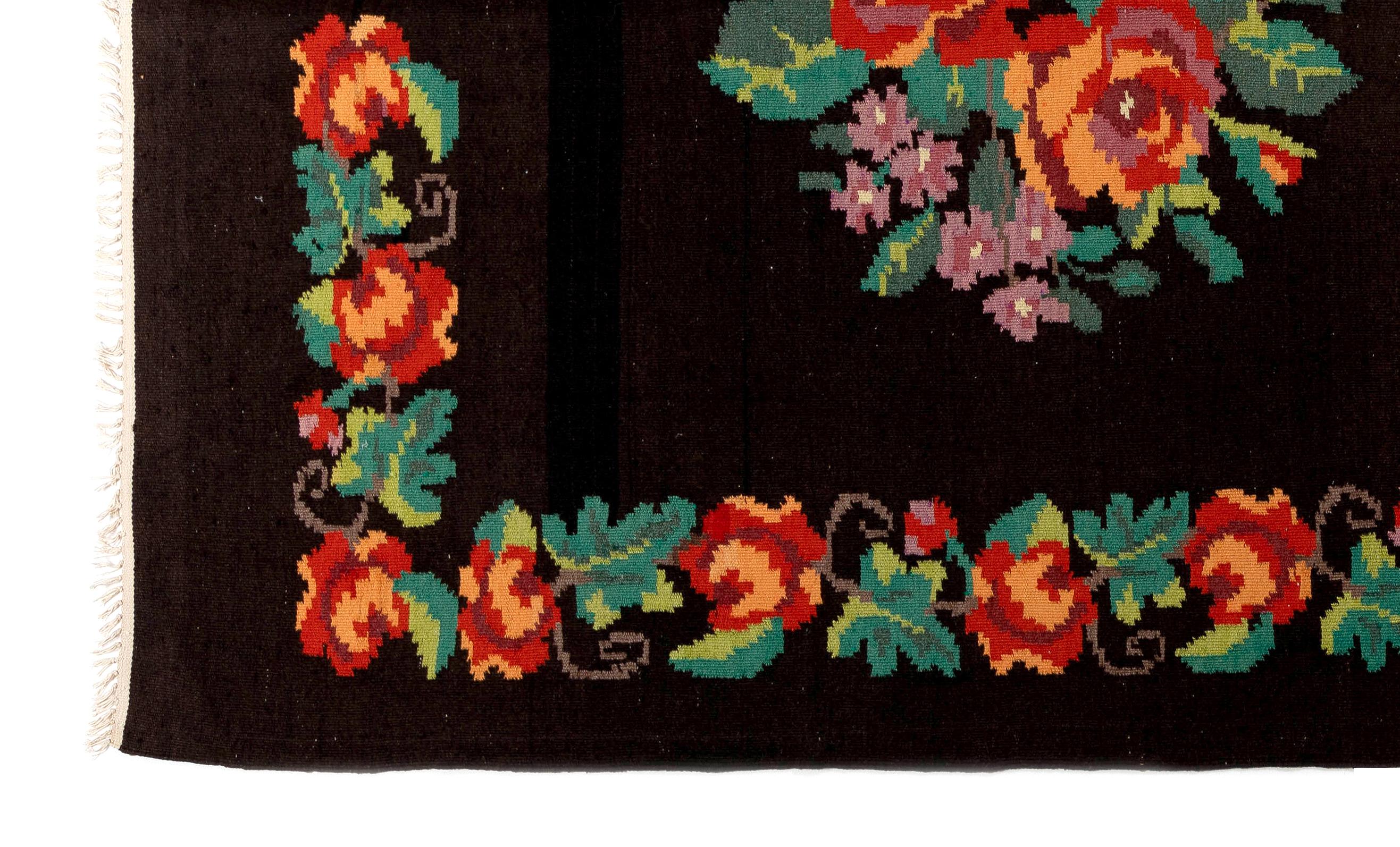 Moldovan 5.7x9.9 Ft Vintage Bessarabian Kilim, Floral Handwoven Wool Rug from Moldova