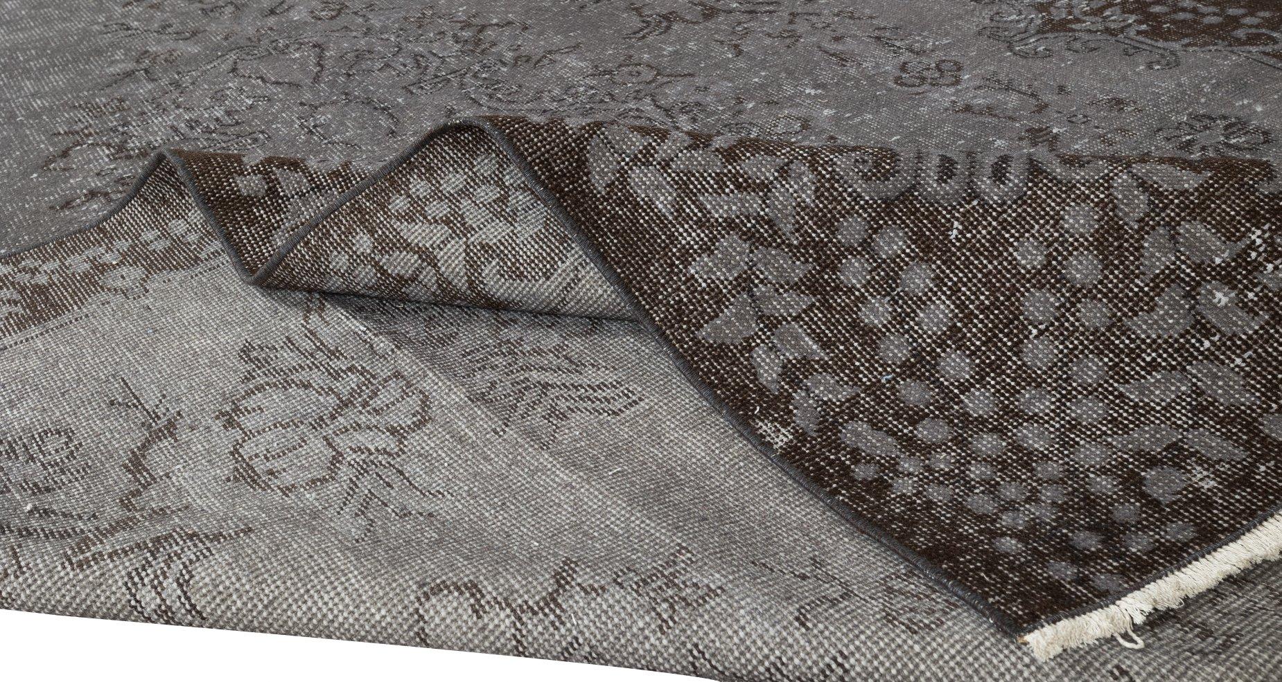 5.6x9,8 Ft Vintage-Teppich in Grau für modernes Interieur, handgefertigt in der Türkei (Moderne) im Angebot