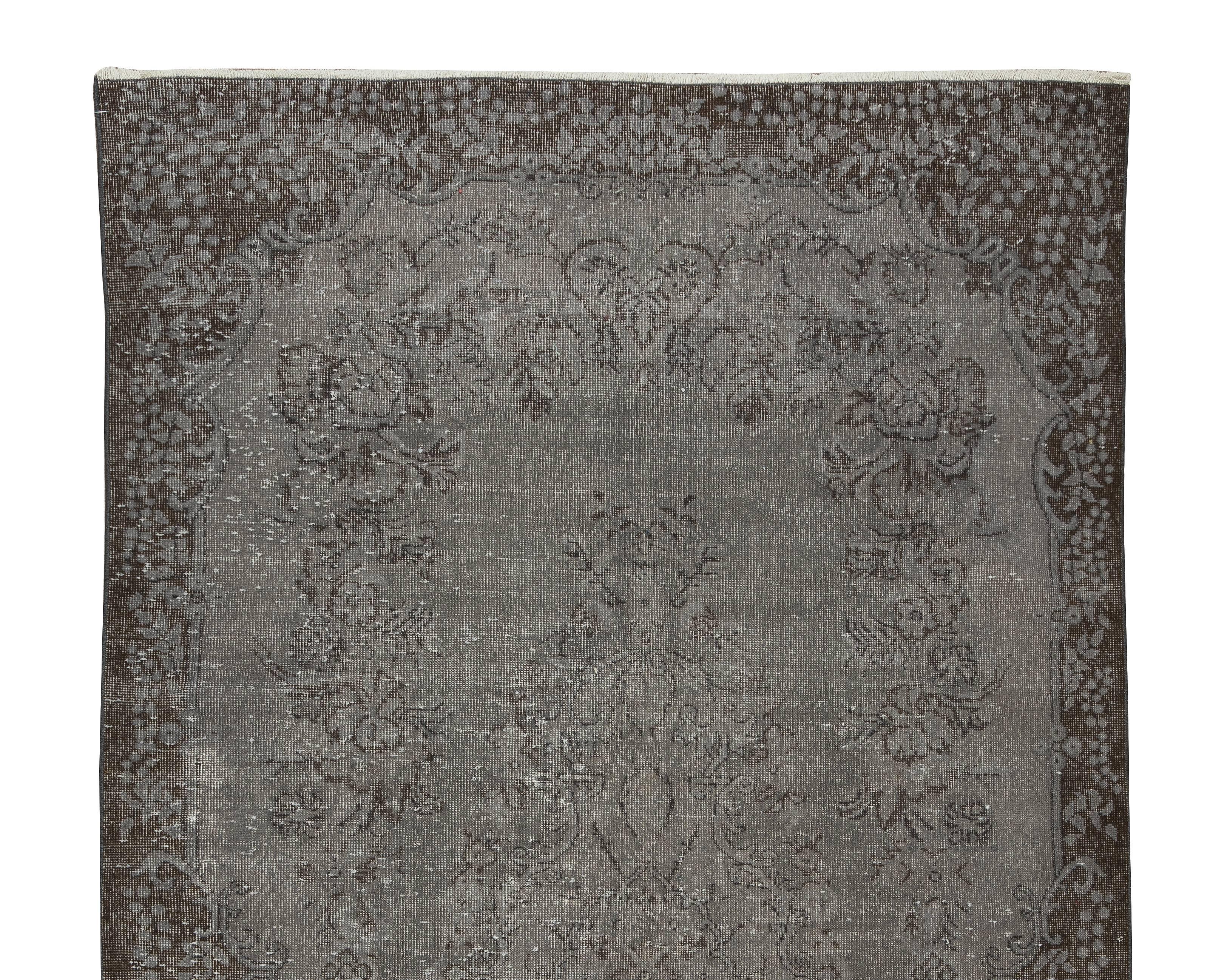 5.6x9,8 Ft Vintage-Teppich in Grau für modernes Interieur, handgefertigt in der Türkei (Türkisch) im Angebot