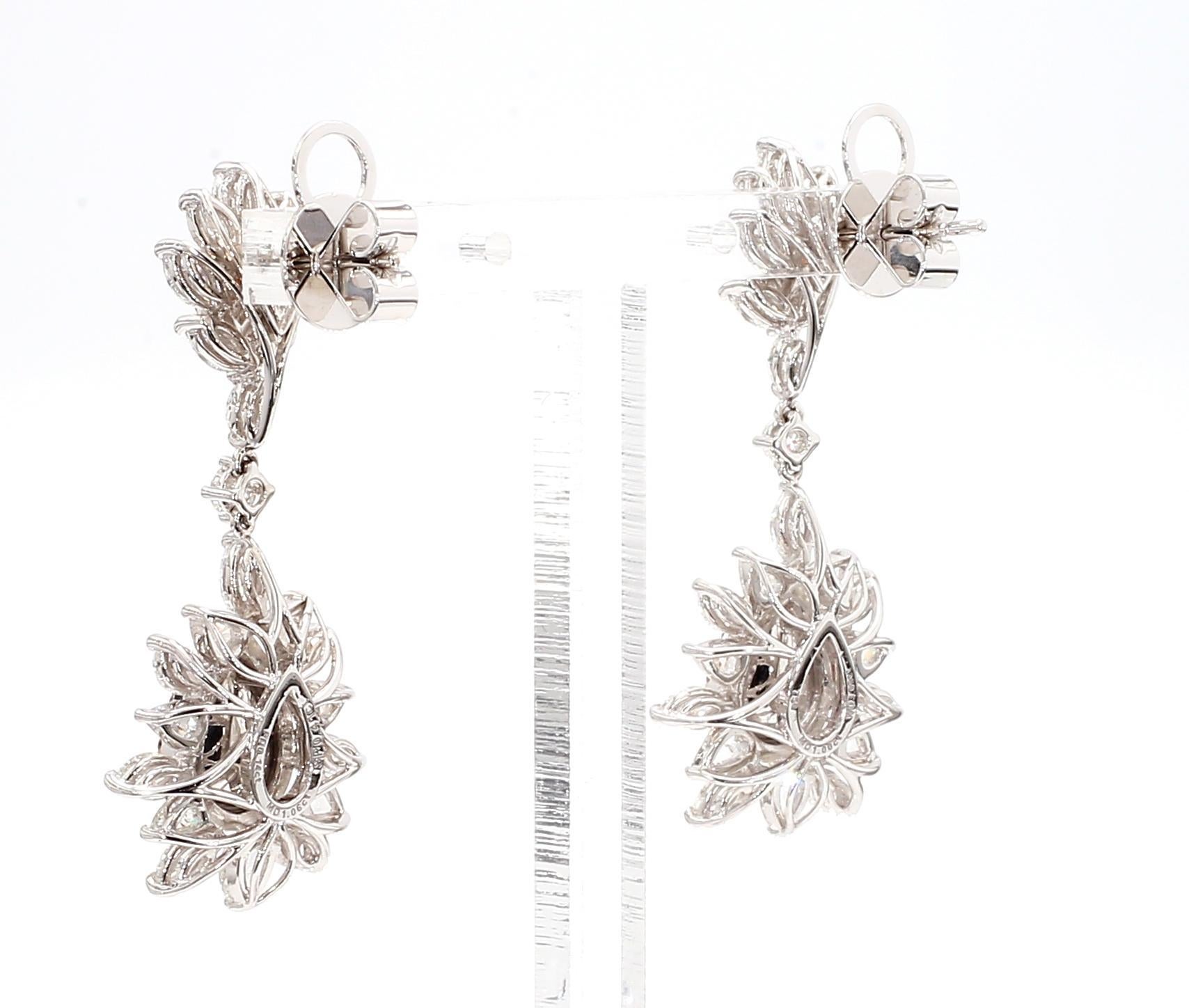 Women's or Men's 5.7 Carat Fancy Pinkish Brown Diamond Earrings in 18K Gold For Sale