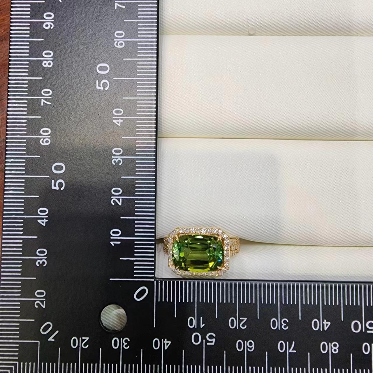 Oval Cut 5.70 Carat Green Tourmaline and Diamond Ring in 18K Yellow Gold