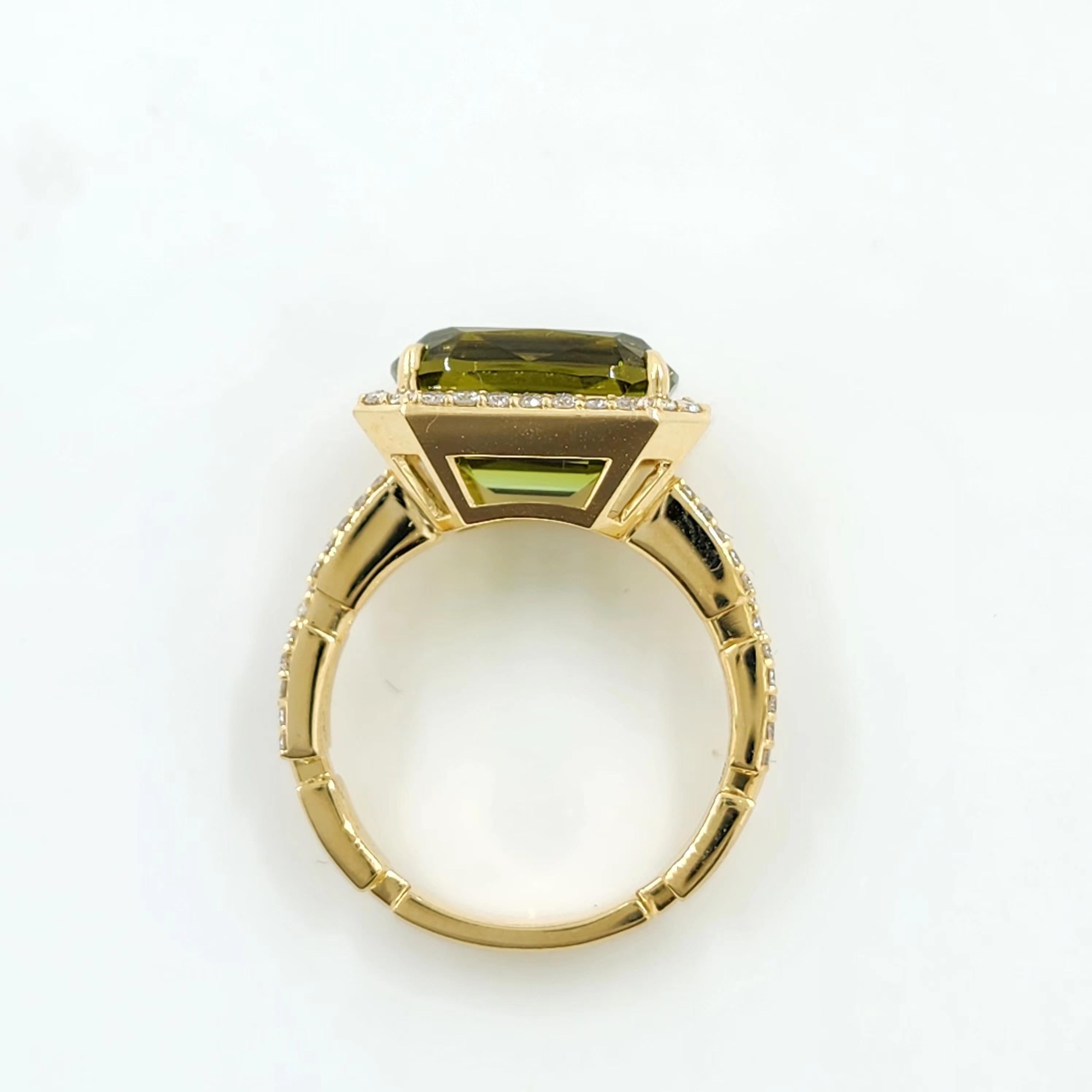 Women's 5.70 Carat Green Tourmaline and Diamond Ring in 18K Yellow Gold