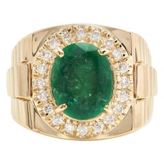 5.70 Carat Natural Emerald and Diamond 18 Karat Solid Yellow Gold Men
s Ring