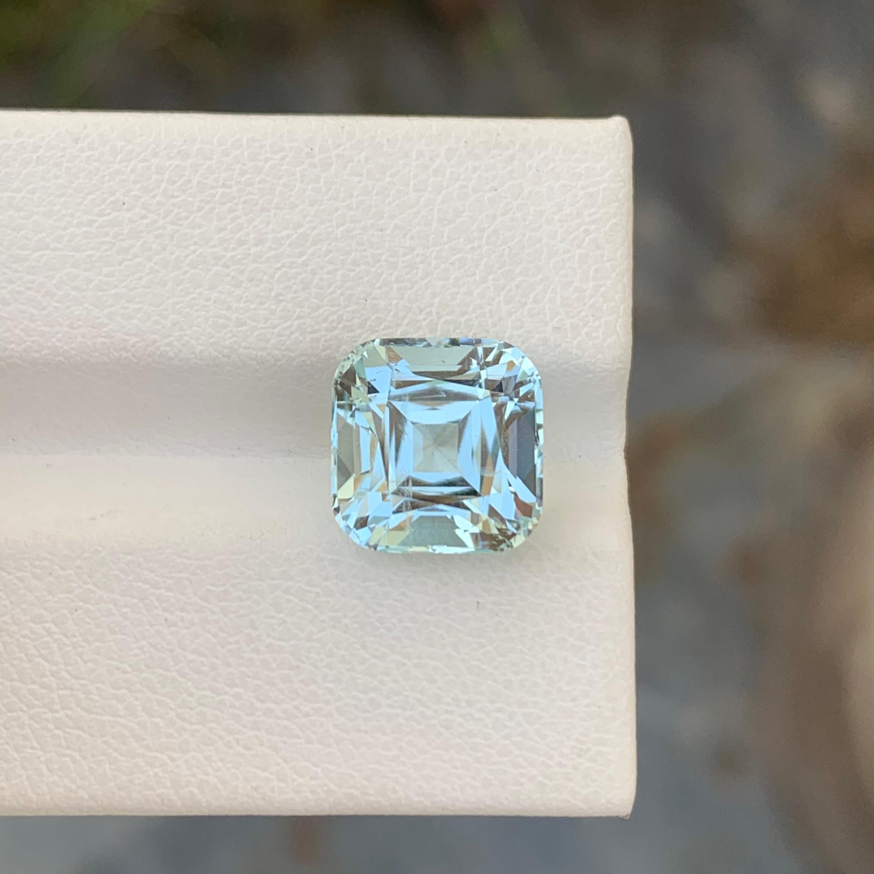 5.70 Carat Natural Loose Aquamarine Square Shape Gem For Ring Jewellery  For Sale 1