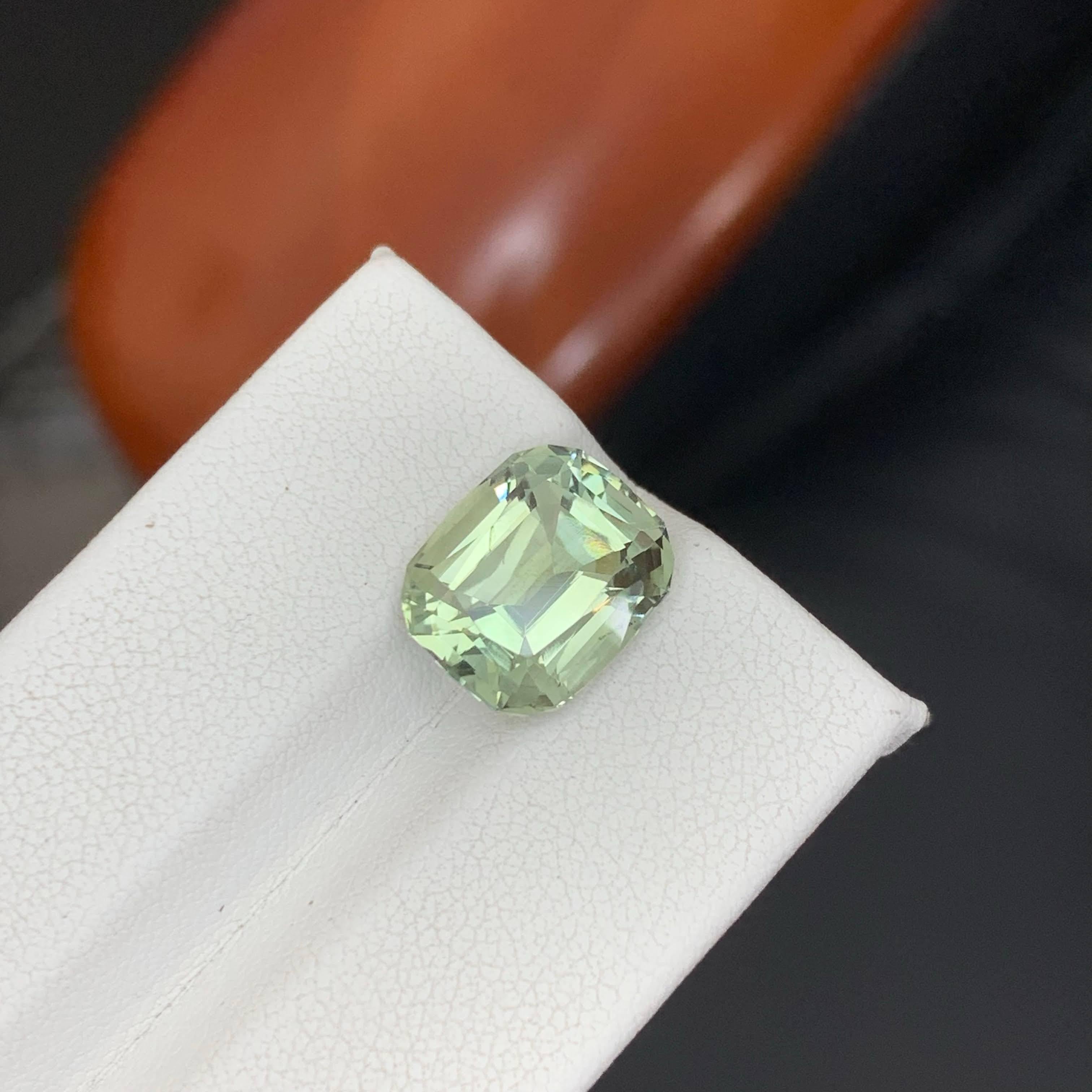 5.70 Karat Natürlicher loser grünlicher Amethyst Stein Kissenschliff Afrikanischer Edelstein für Damen oder Herren im Angebot