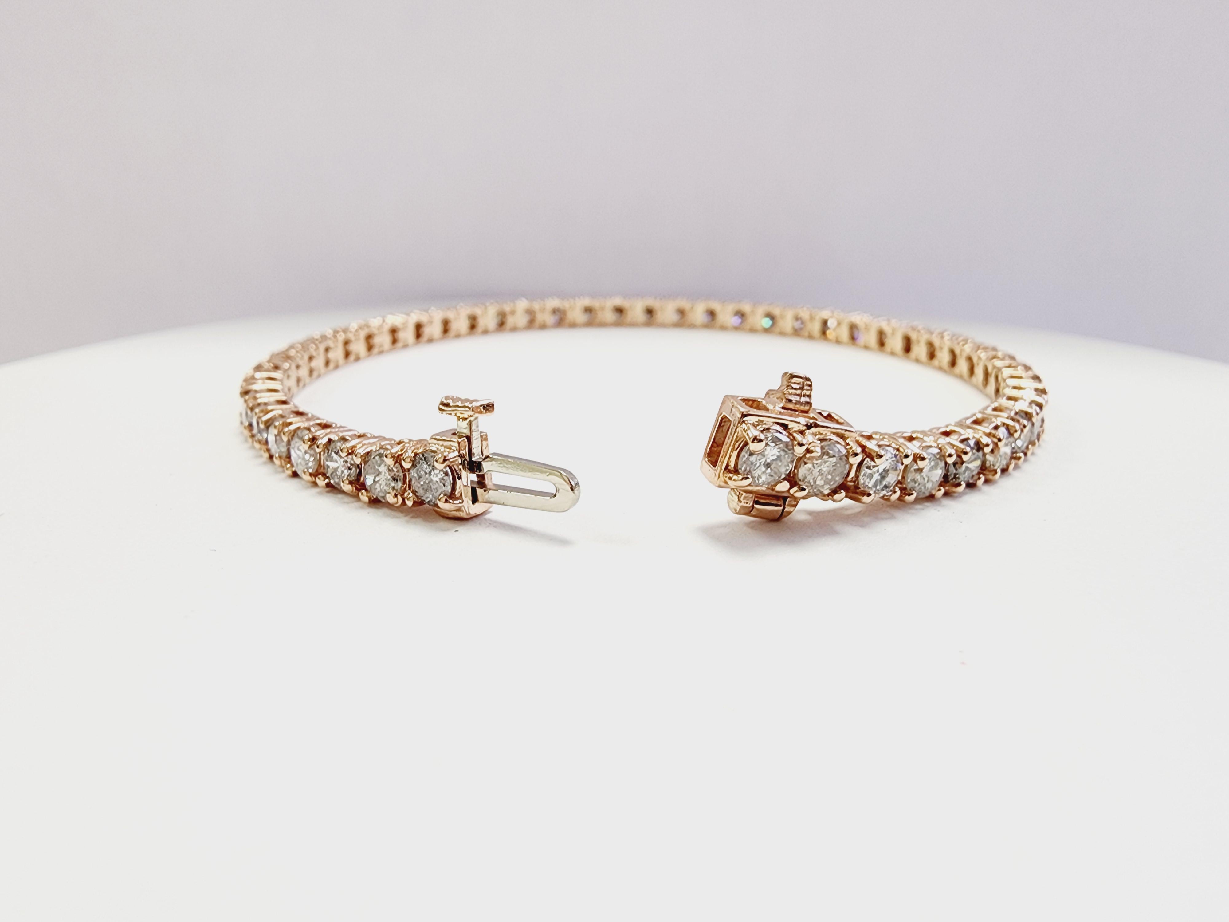 Round Cut 5.70 Carat Round Brilliant Natural Diamond Tennis Bracelet 14 Karat Rose Gold For Sale