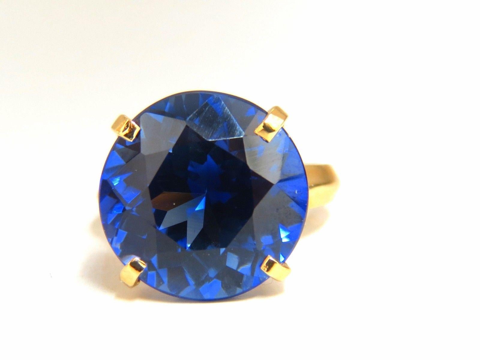5.70 Carat Synthetic  Sapphire Diamonds Ring Kashmir Blue  In New Condition In New York, NY