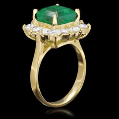 5.70 Carats Natural Emerald and Diamond 18K Solid Yellow Gold Ring