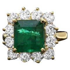 Bague en or jaune massif 18 carats avec émeraude naturelle de 5,70 carats et diamants
