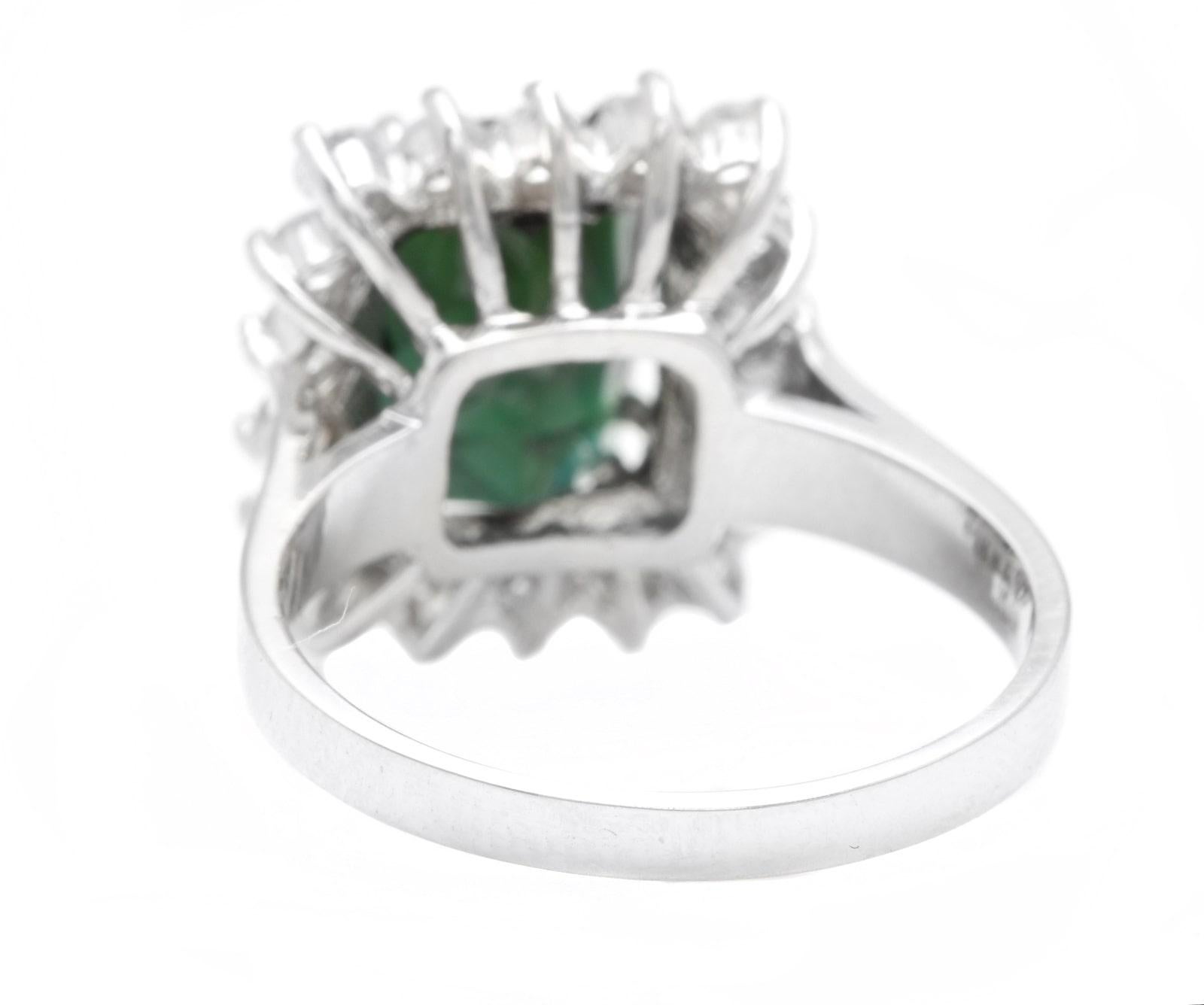 5.70 Carats Natural Green Tourmaline and Diamond 14K Solid White Gold Ring In New Condition For Sale In Los Angeles, CA