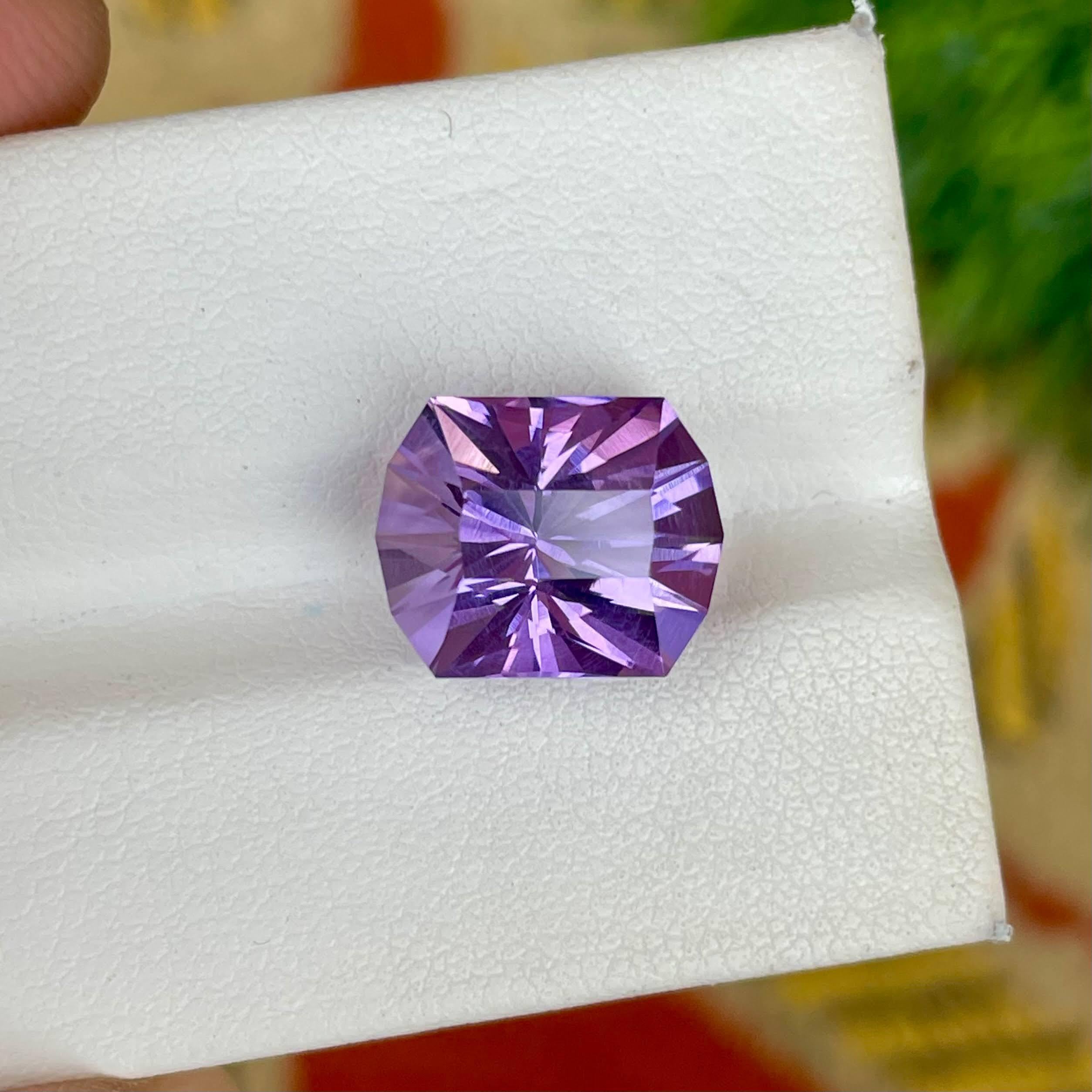 5.70 carats Sweet Purple Amethyst Custom Precision Cut Natural Brazilian Stone (Améthyste violette douce taillée avec précision) en vente 2