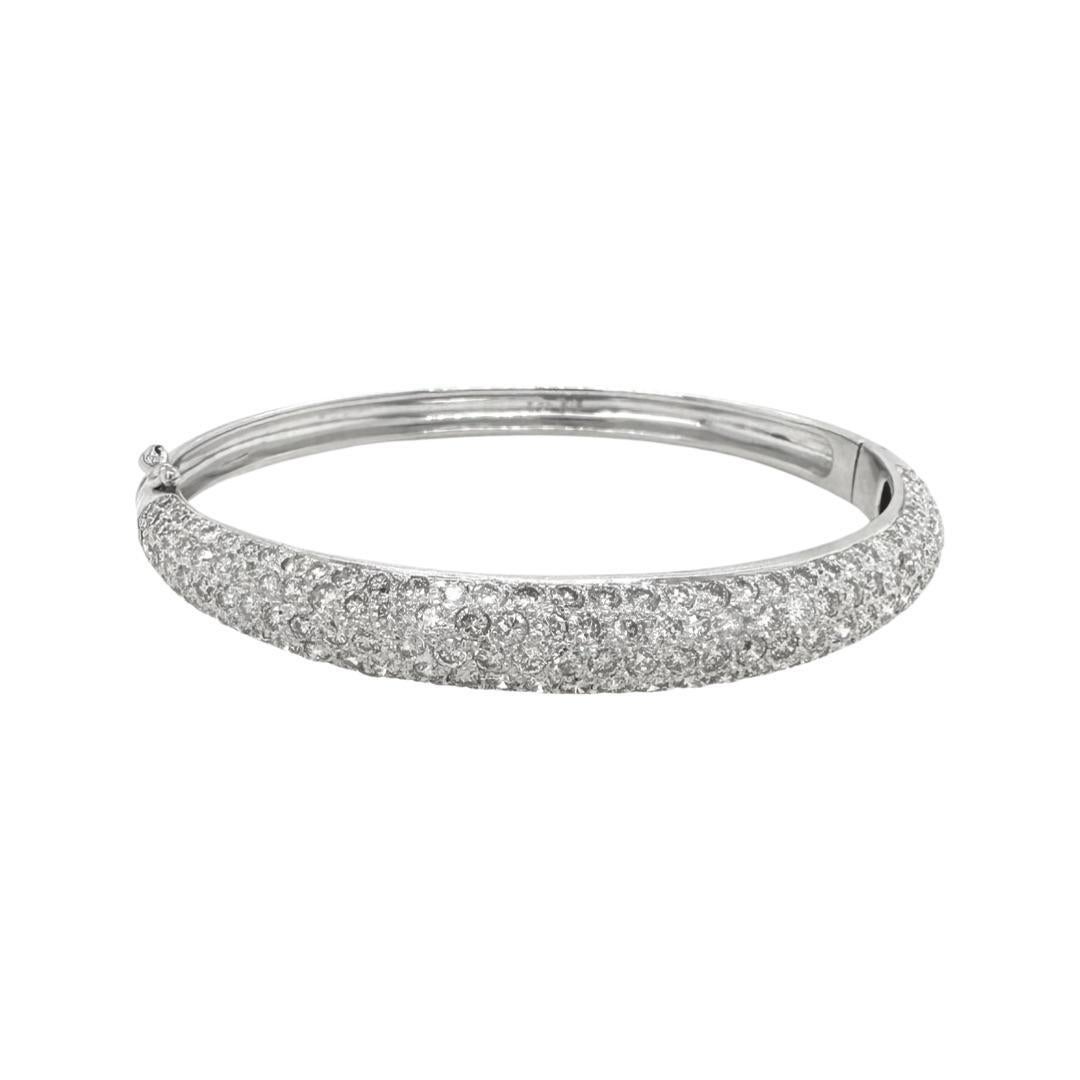 Taglio rotondo Bracciale Sparkler con diamanti da 5,70 TCW in oro bianco 18 carati in vendita