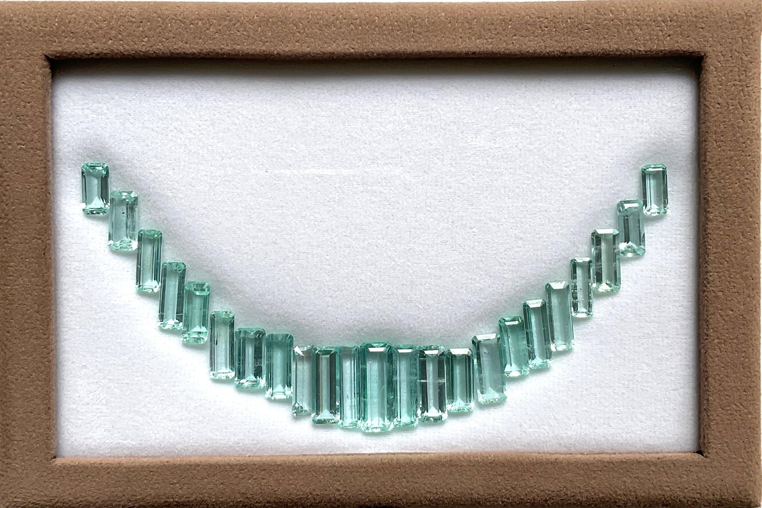 57.07 Karat Nigeria Smaragd Oktagon Schliff Stein Layout Feiner Schmuck Natürlicher Edelstein

Edelstein - Smaragd
Größe: 9x5 bis 17x7 MM
Gewicht :  57,07 Karat
Anzahl - 23 Stück
Form - Oktagon-Schliff                                                 