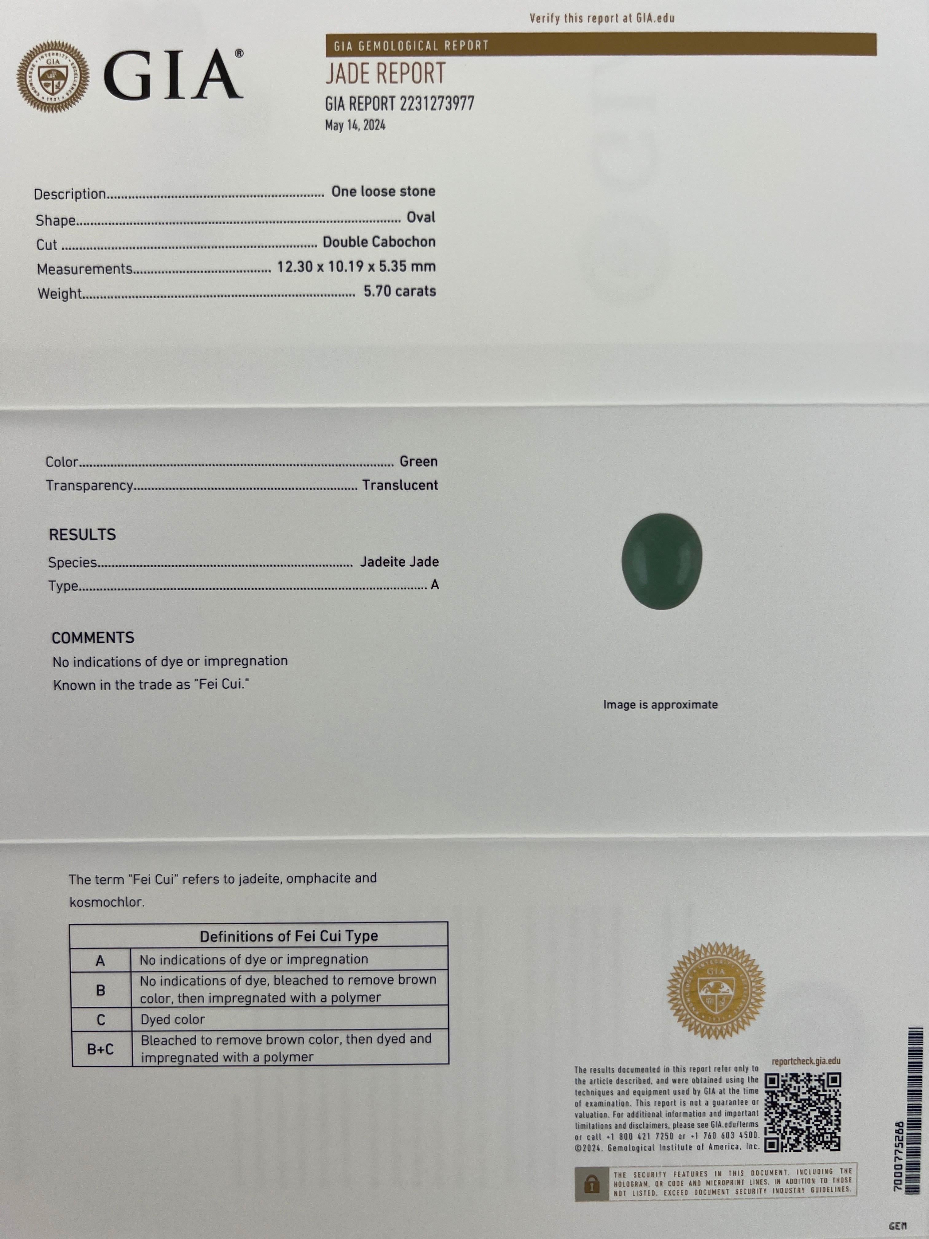 Taglio ovale Anello con sigillo ovale in oro giallo non trattato con giada di grado A certificata GIA 5,70ct in vendita