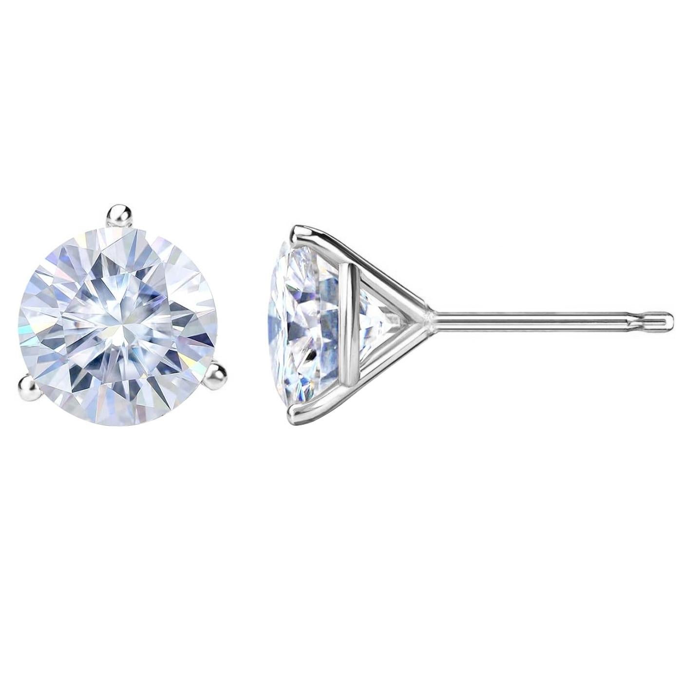 Taglio rotondo 5.70ct GIA Natural Round Diamond 3 Prong Martini Gold Stud Earrings Si1/VS2 in vendita