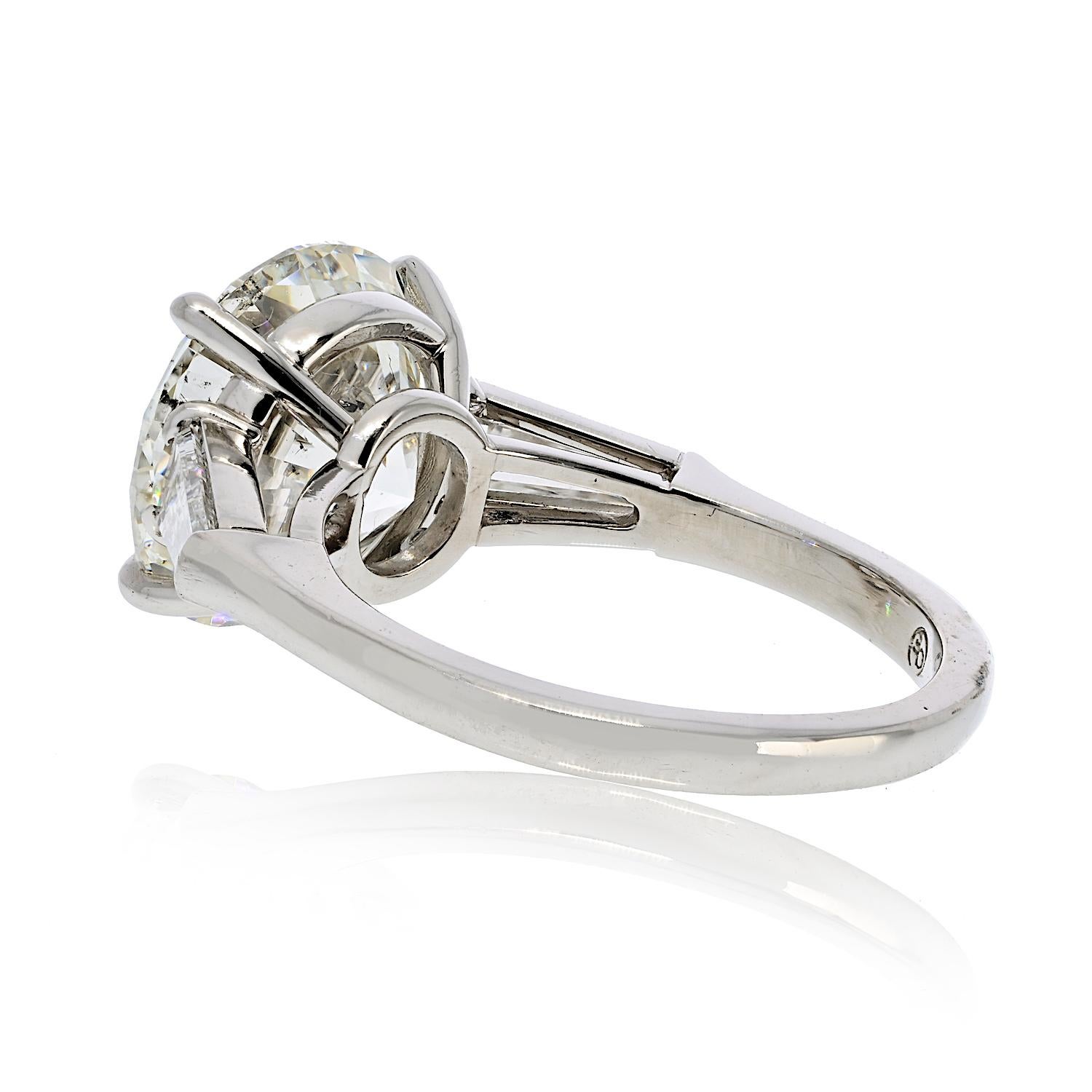 Taille ronde 5.70ctt Round Cut Diamond Engagement Ring GIA I Color SI1 Clarity Triple Ex en vente