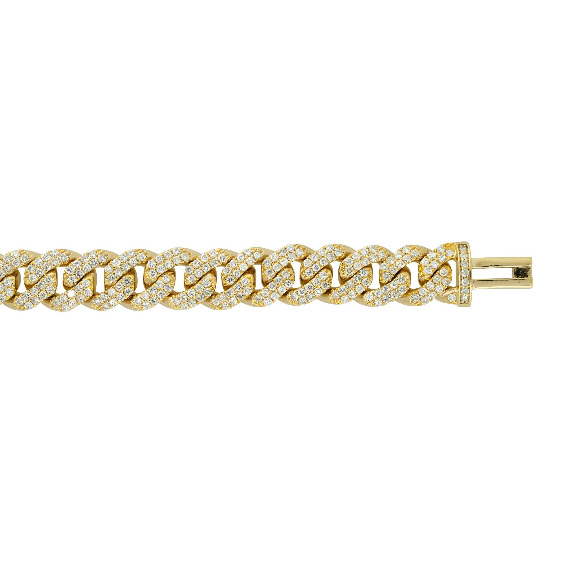 Round Cut 5.71 Carat Pave Diamond Cuban Link Bracelet 14 Karat in Stock For Sale