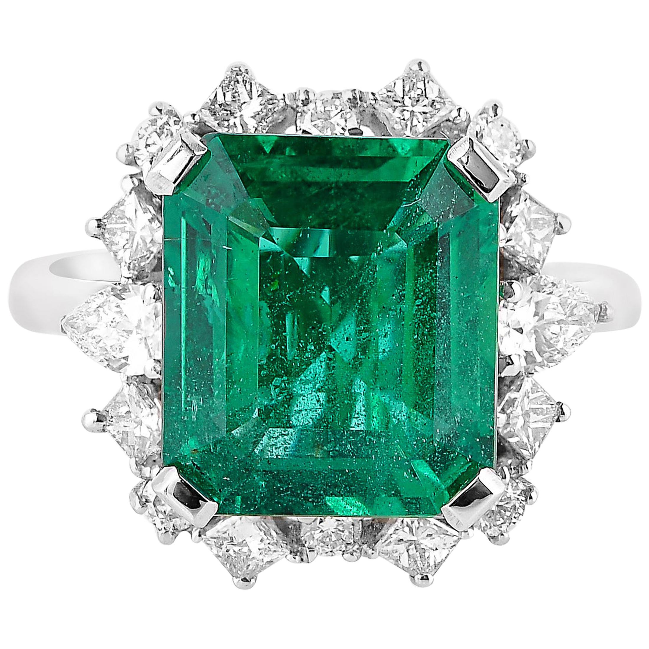 GRS Certified 5.7 Carat Zambian Emerald & Diamond Ring in 18 Karat White Gold  For Sale