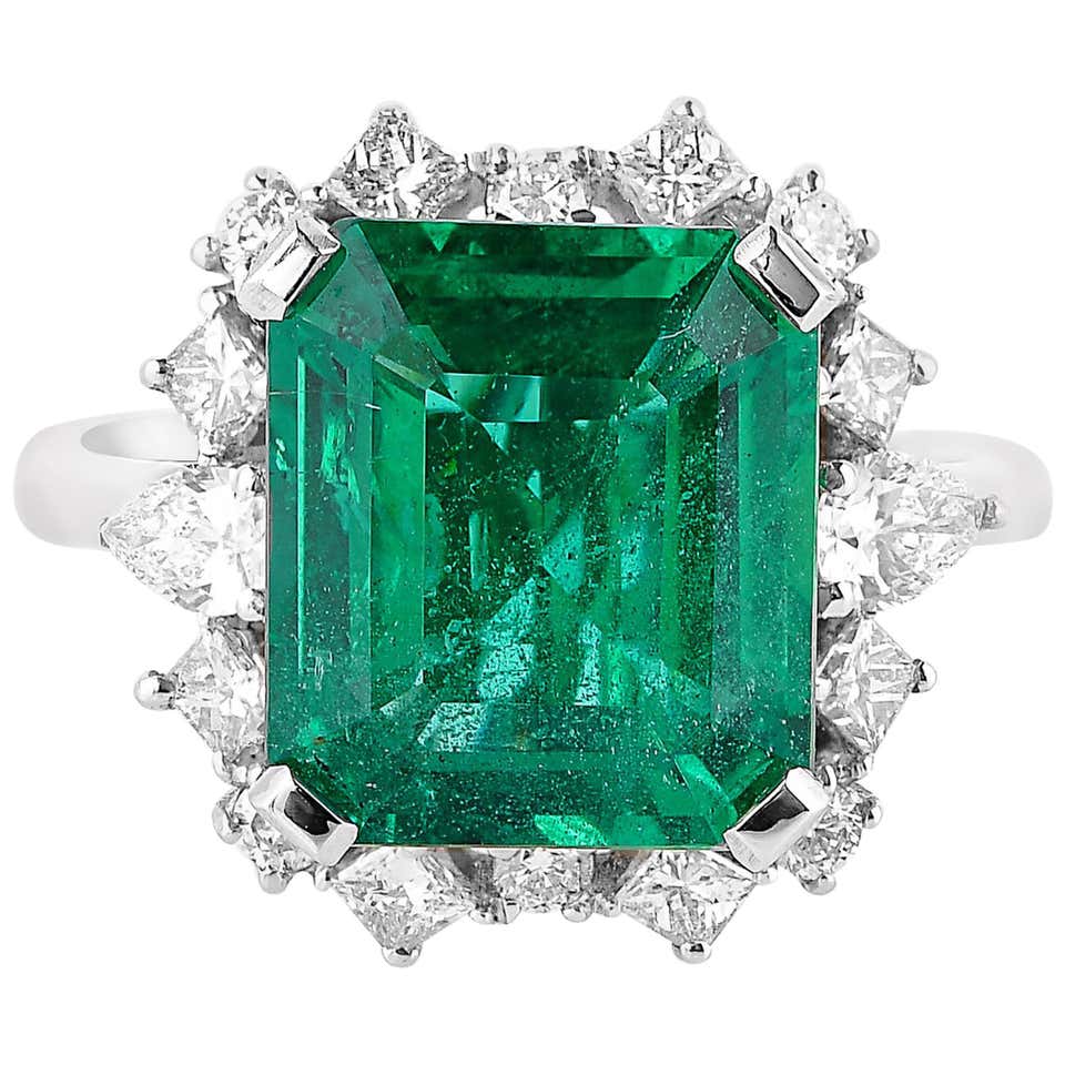 GRS Certified 5.7 Carat Zambian Emerald and Diamond Ring in 18 Karat ...