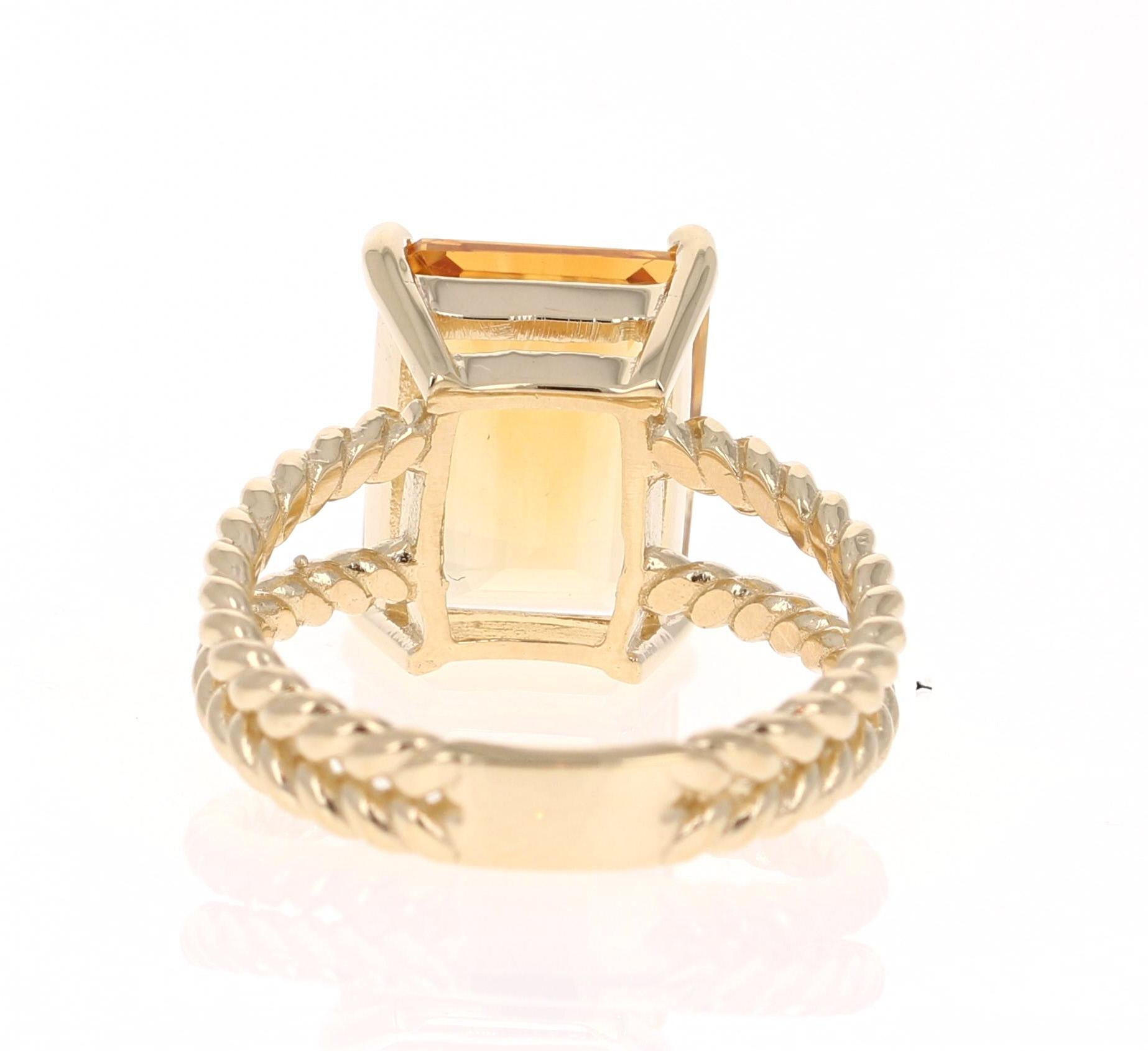 5.72 Carat Emerald Cut Citrine Quartz Yellow Gold Cocktail Ring In New Condition In Los Angeles, CA