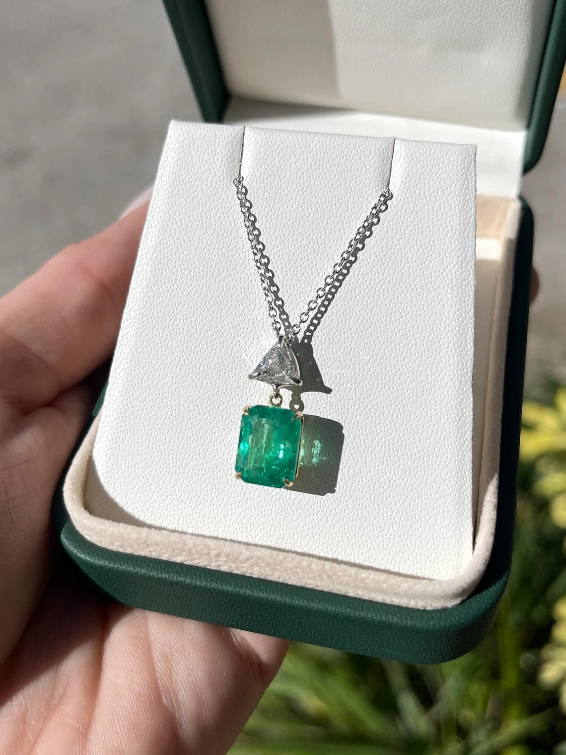 Women's 5.72tcw 18K Fine Emerald Cut Colombian Emerald & Trillion Diamond Accent Necklac For Sale